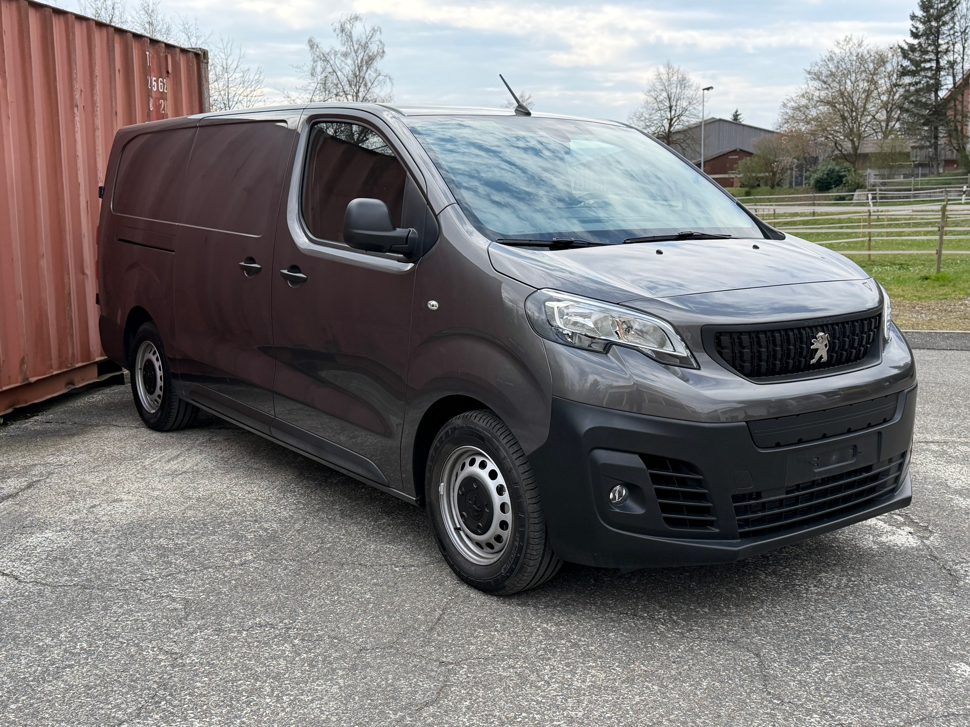 PEUGEOT e-Expert Kaw. Standard 75 kWh L3-image-2