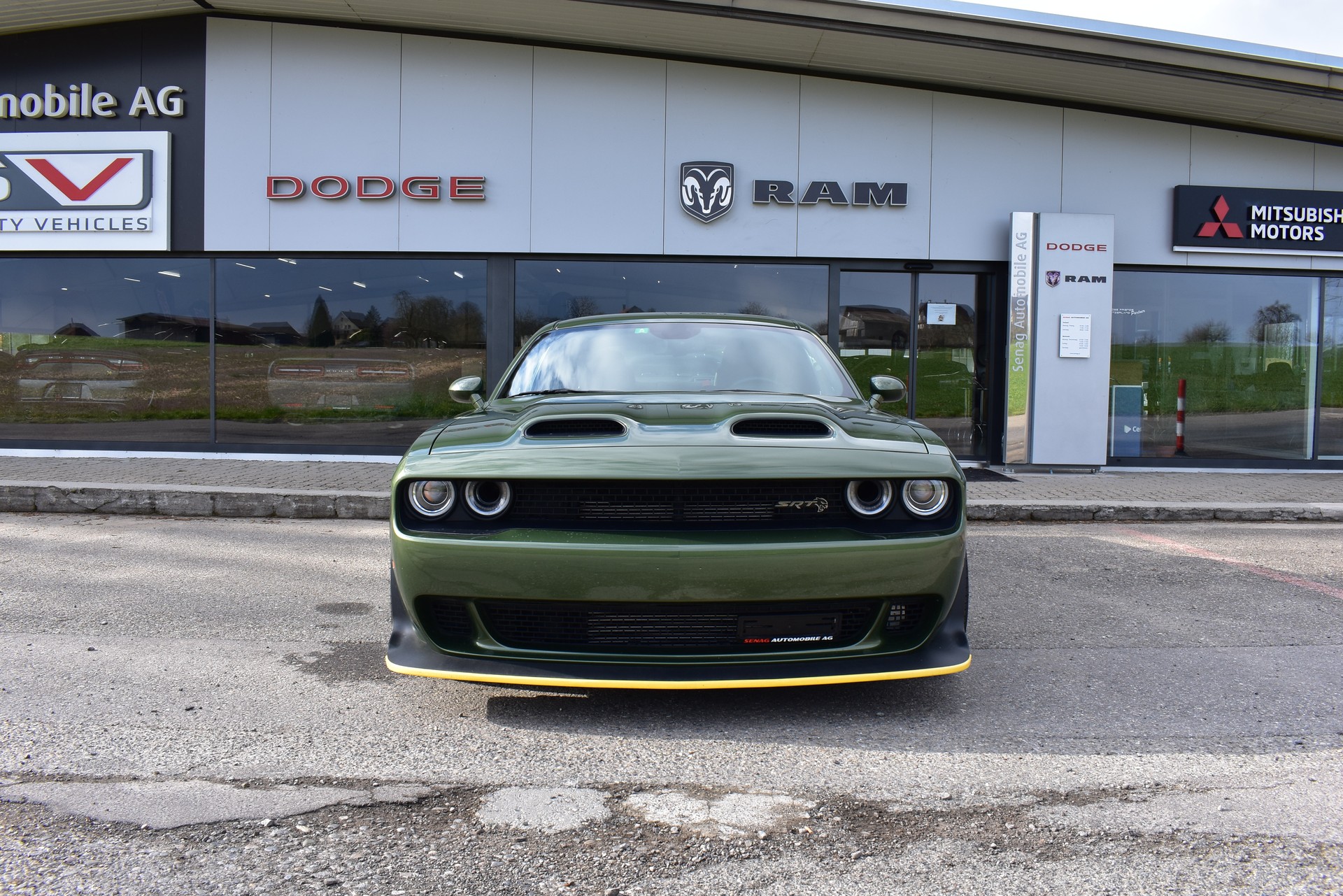 DODGE Challenger Hellcat Redeye-image-0