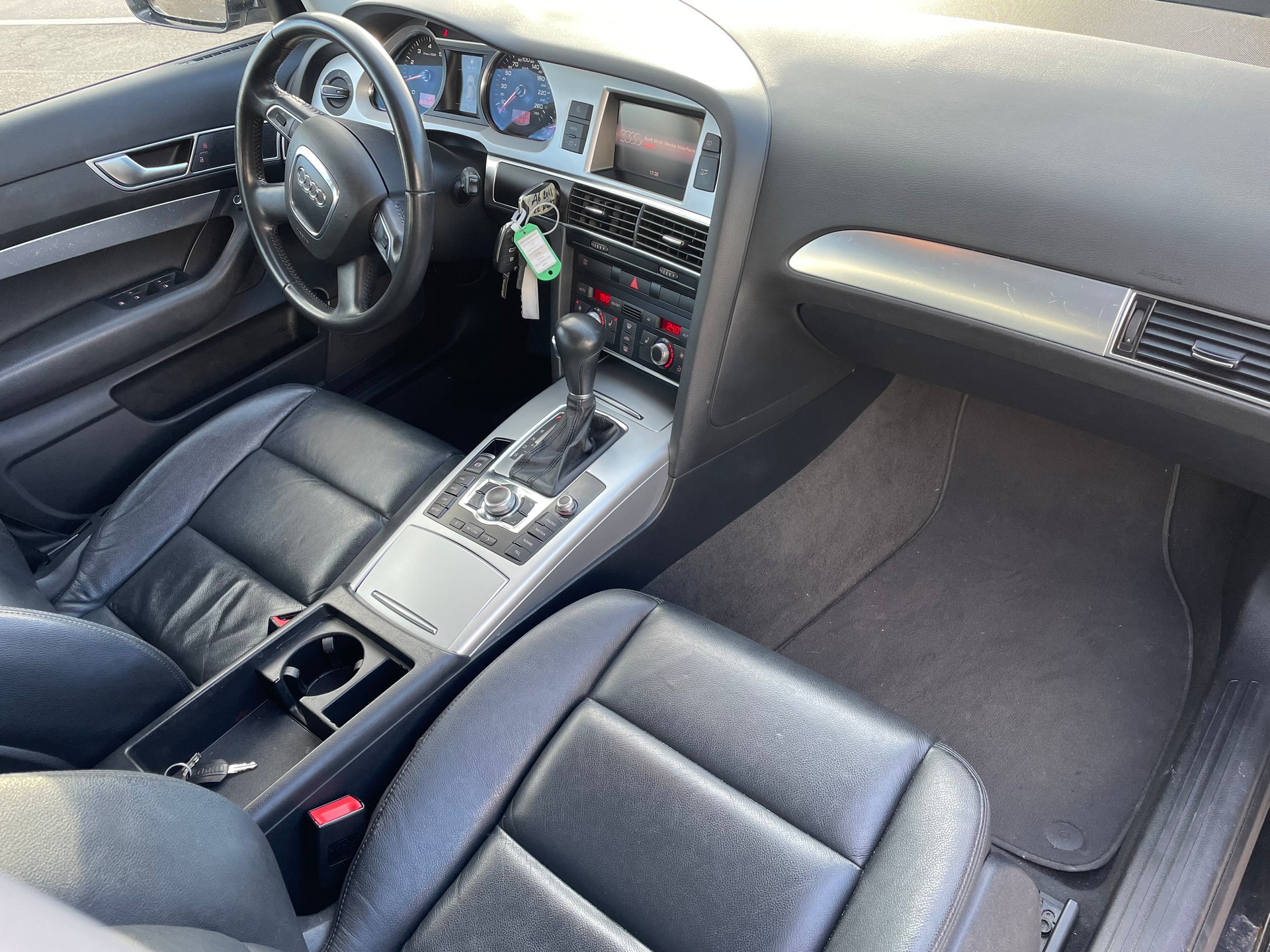 AUDI A6 Avant 2.0 TFSI multitronic-image-14