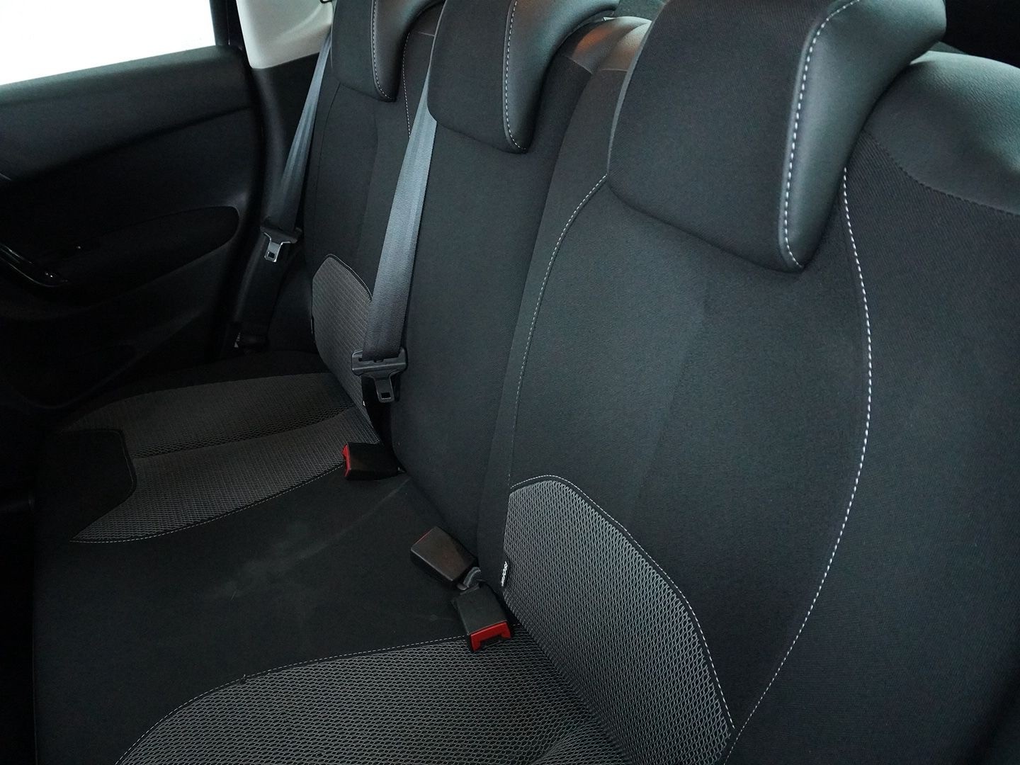 CITROEN C3 1.2i Séduction-image-4