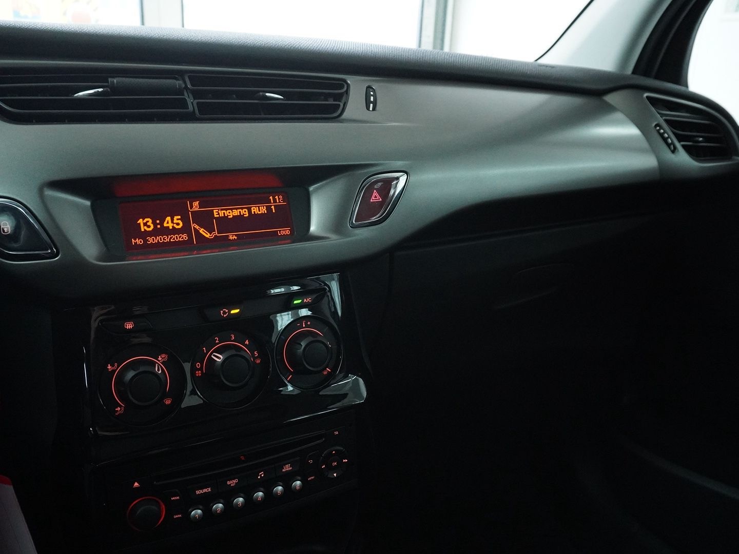 CITROEN C3 1.2i Séduction-image-6