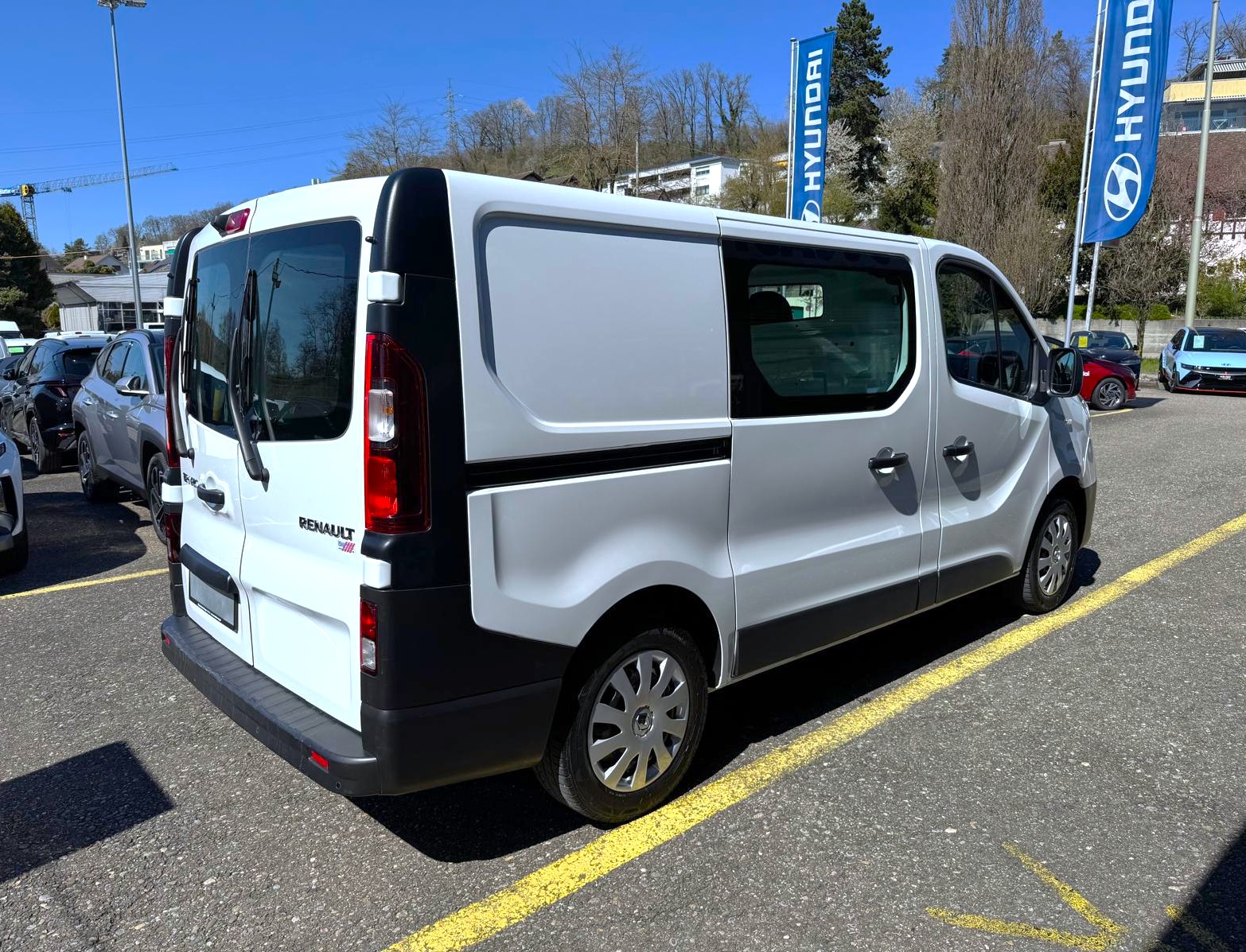 RENAULT Trafic Ene dCi120 2.0 Business L1H1-image-5