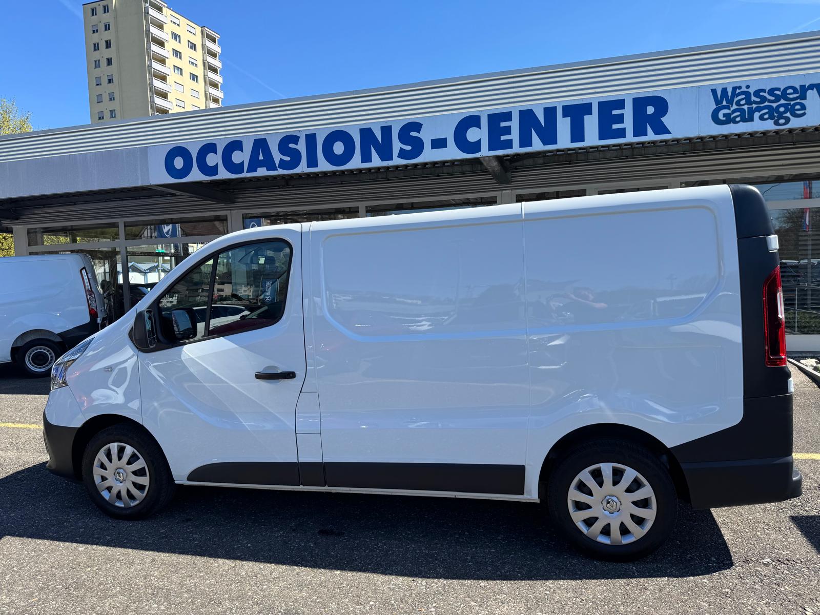 RENAULT Trafic Ene dCi120 2.0 Business L1H1-image-11
