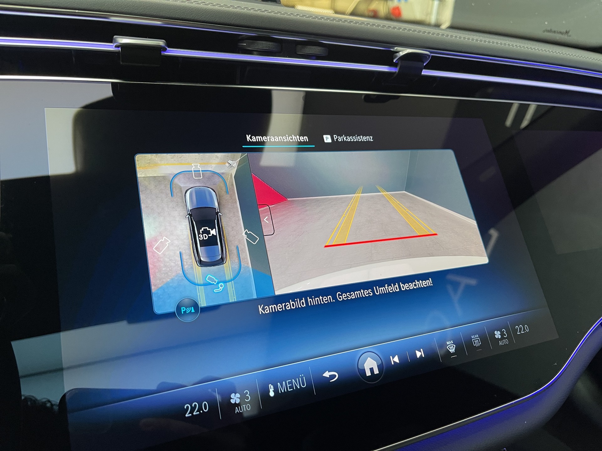 MERCEDES-BENZ E 220 d 4MATIC T-Modell 9G-Tronic-image-9