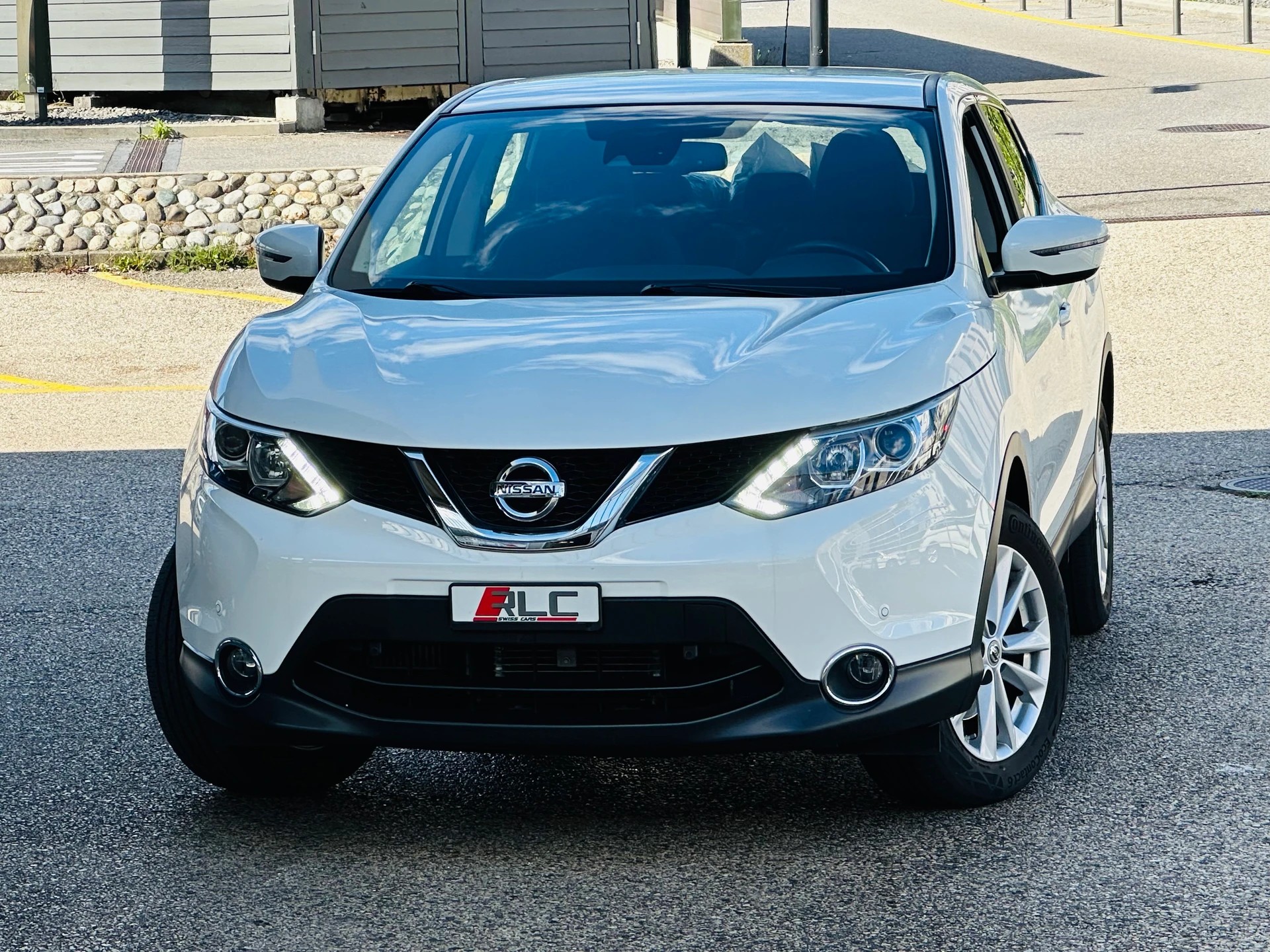NISSAN Qashqai 1.2 DIG-T tekna Xtronic CVT-image-2