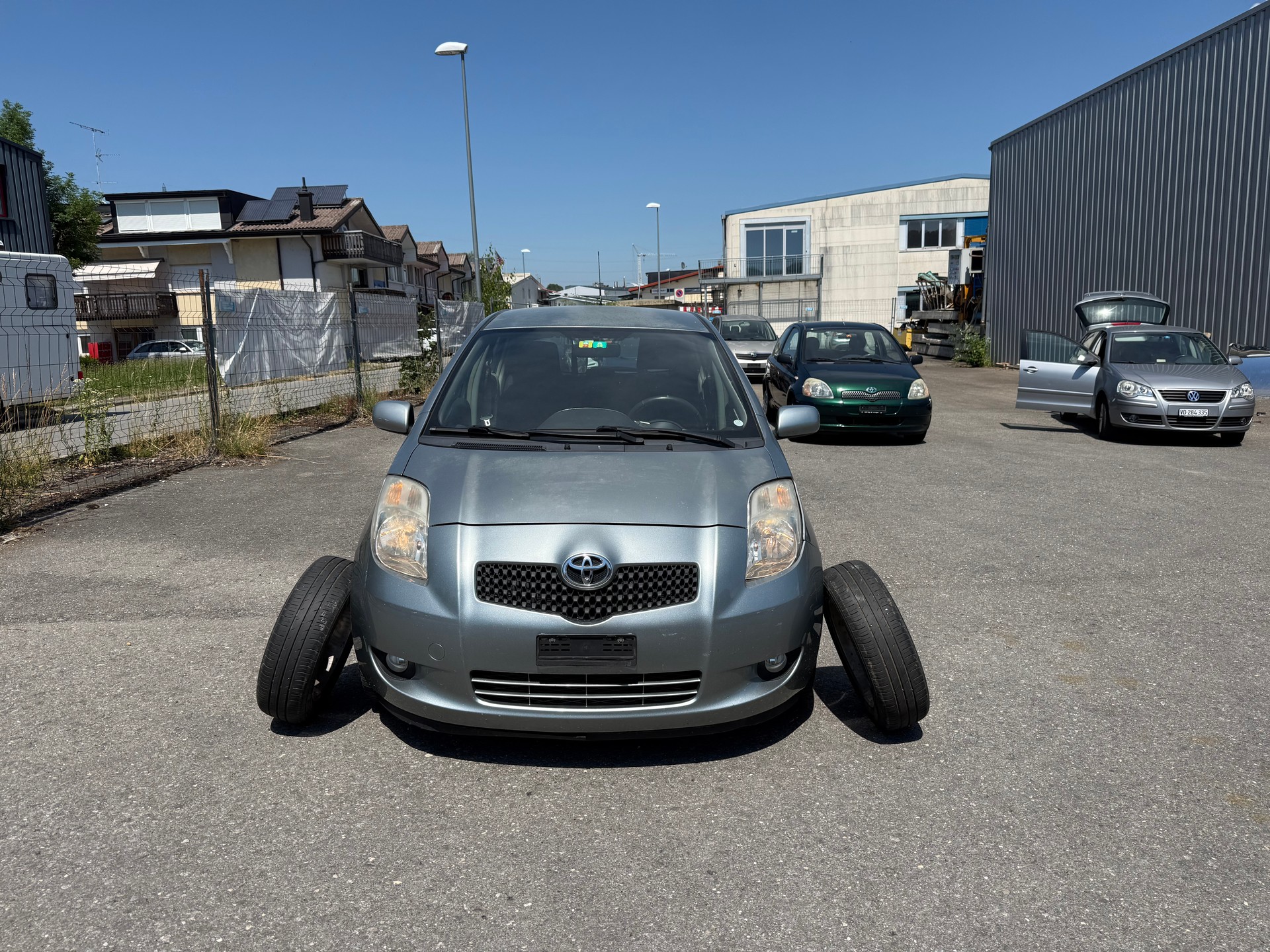 TOYOTA Yaris 1.3 Chic Multimode-showroom-element-2