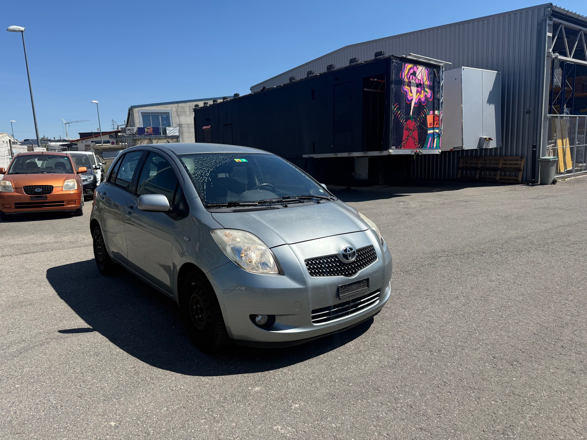 TOYOTA Yaris 1.3 Chic Multimode-showroom-element-1