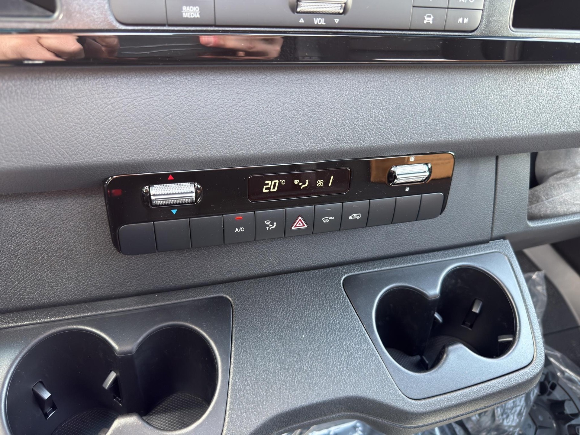 MERCEDES-BENZ Sprinter 317 Kab.-Ch. 3665 S 2.0 CDI 170 Pro-image-8