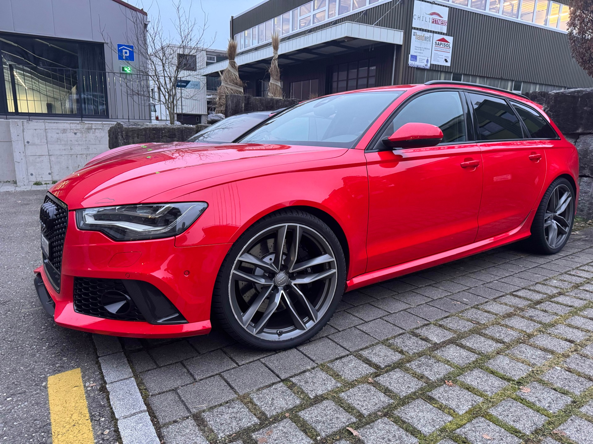 AUDI 4.0 V8 TFSI quattro T-Tronic-image-1