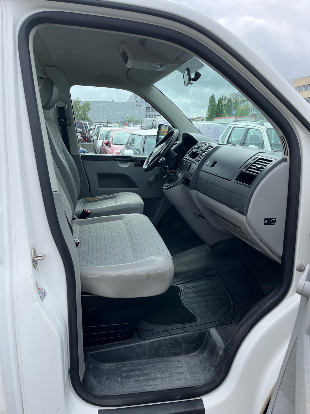 VW T5 2.0-image-10