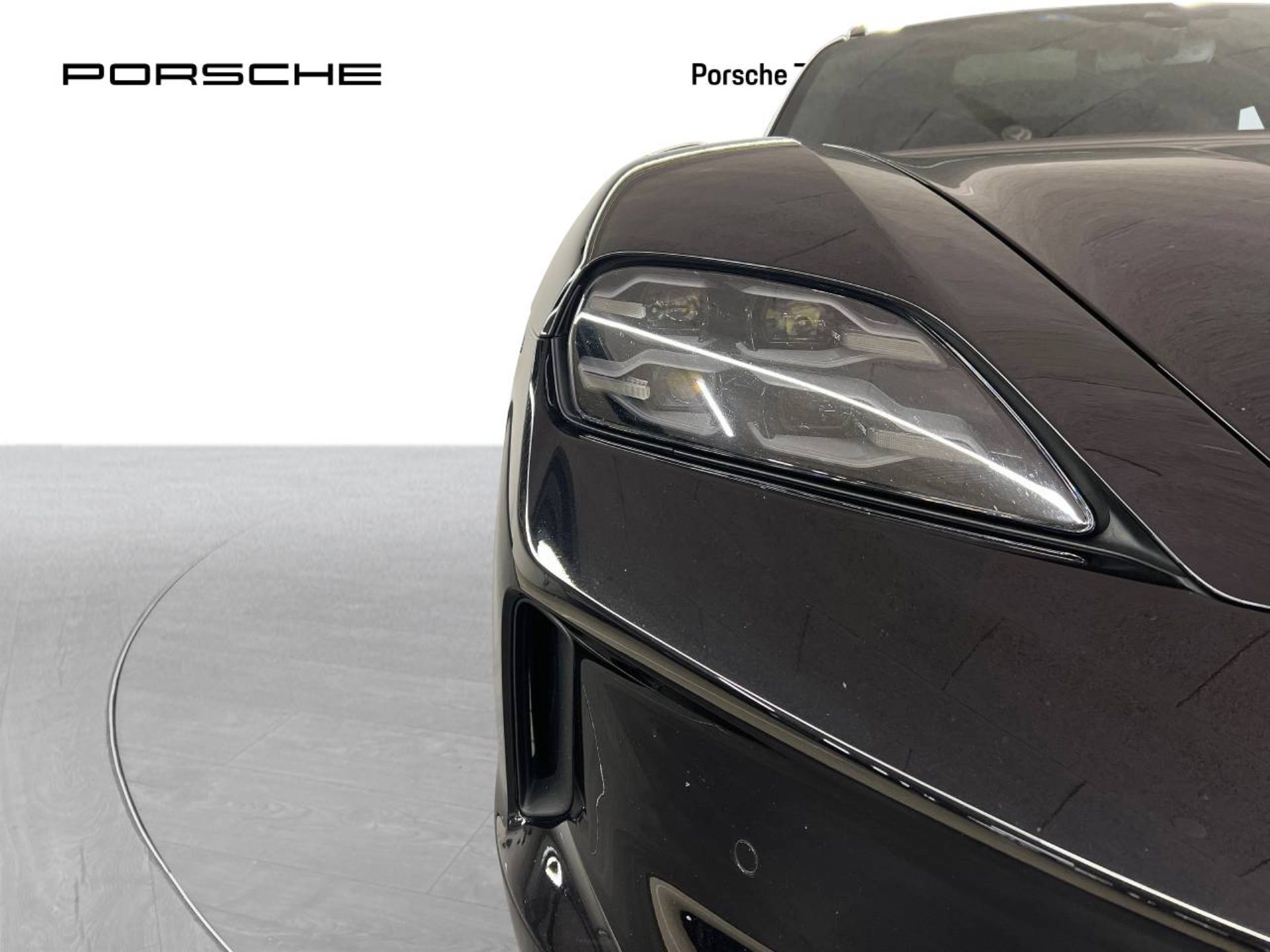 PORSCHE Taycan GTS Sport Turismo-image-11