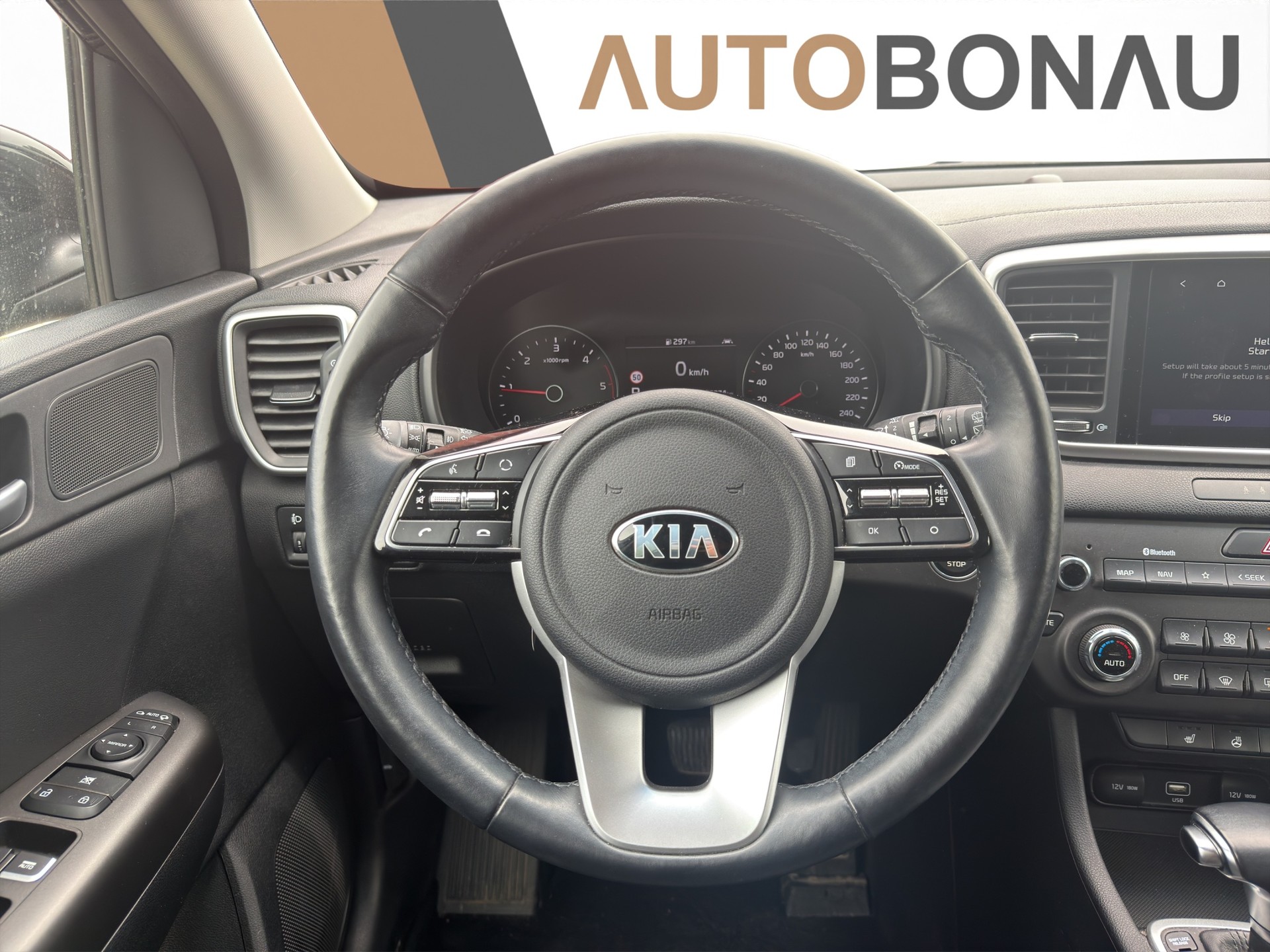 KIA Sportage 1.6 CRDi MHEV 4WD Black Edition-image-12