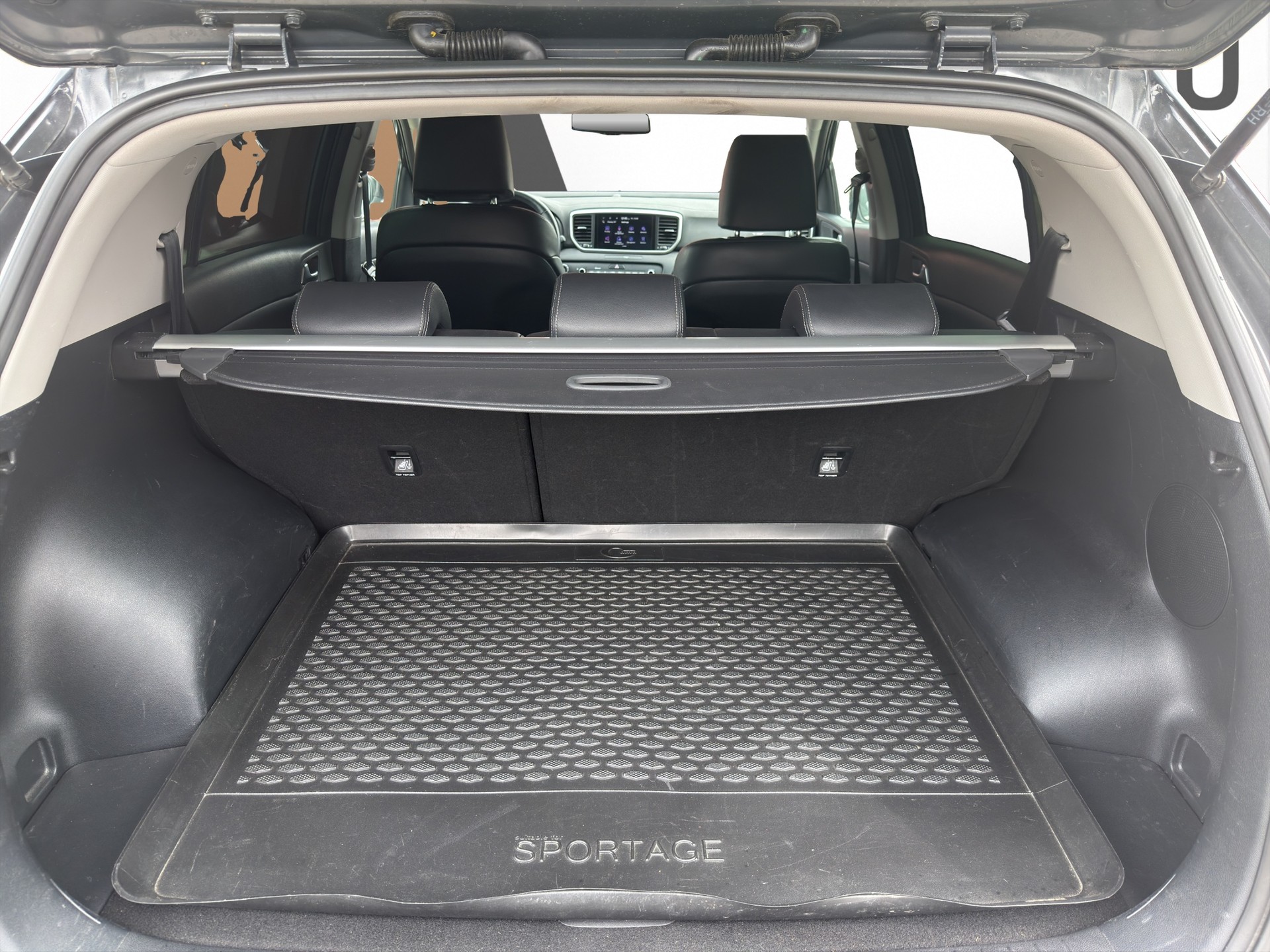 KIA Sportage 1.6 CRDi MHEV 4WD Black Edition-image-20