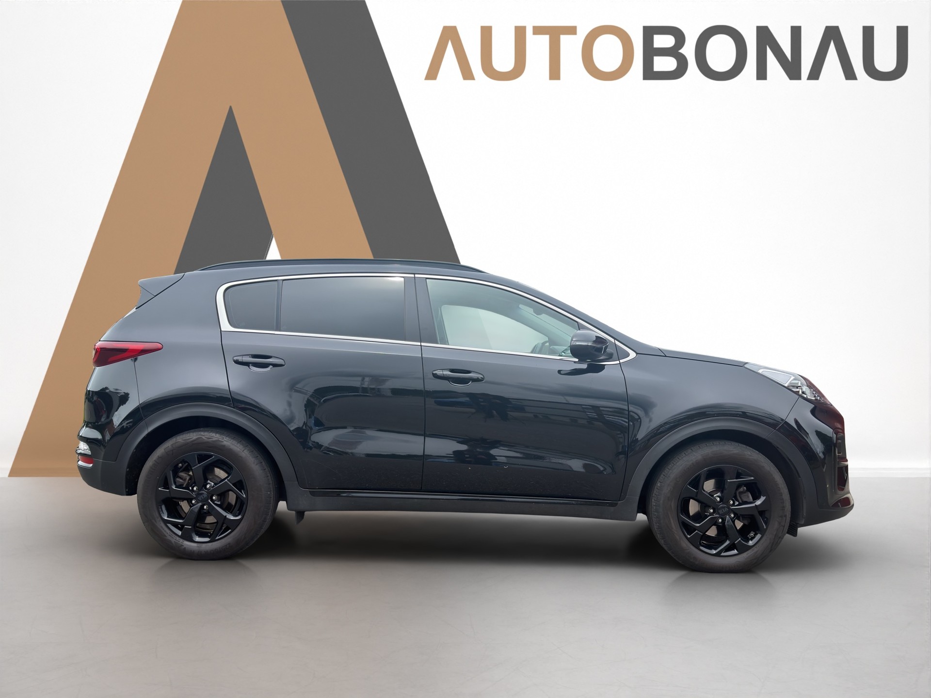 KIA Sportage 1.6 CRDi MHEV 4WD Black Edition-image-5