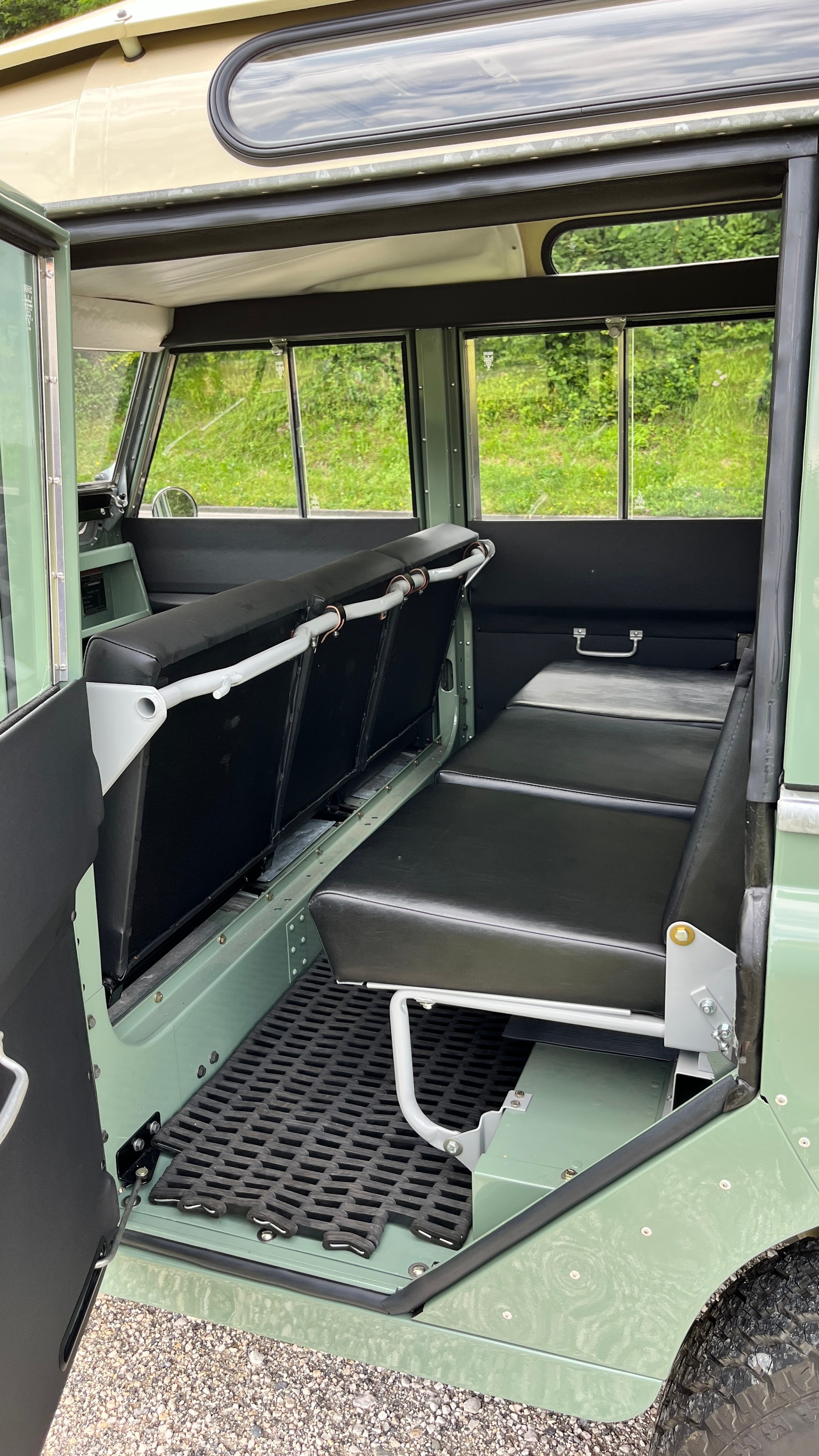 LAND ROVER Serie IIa 2.6 lt. Station Wagon-image-11