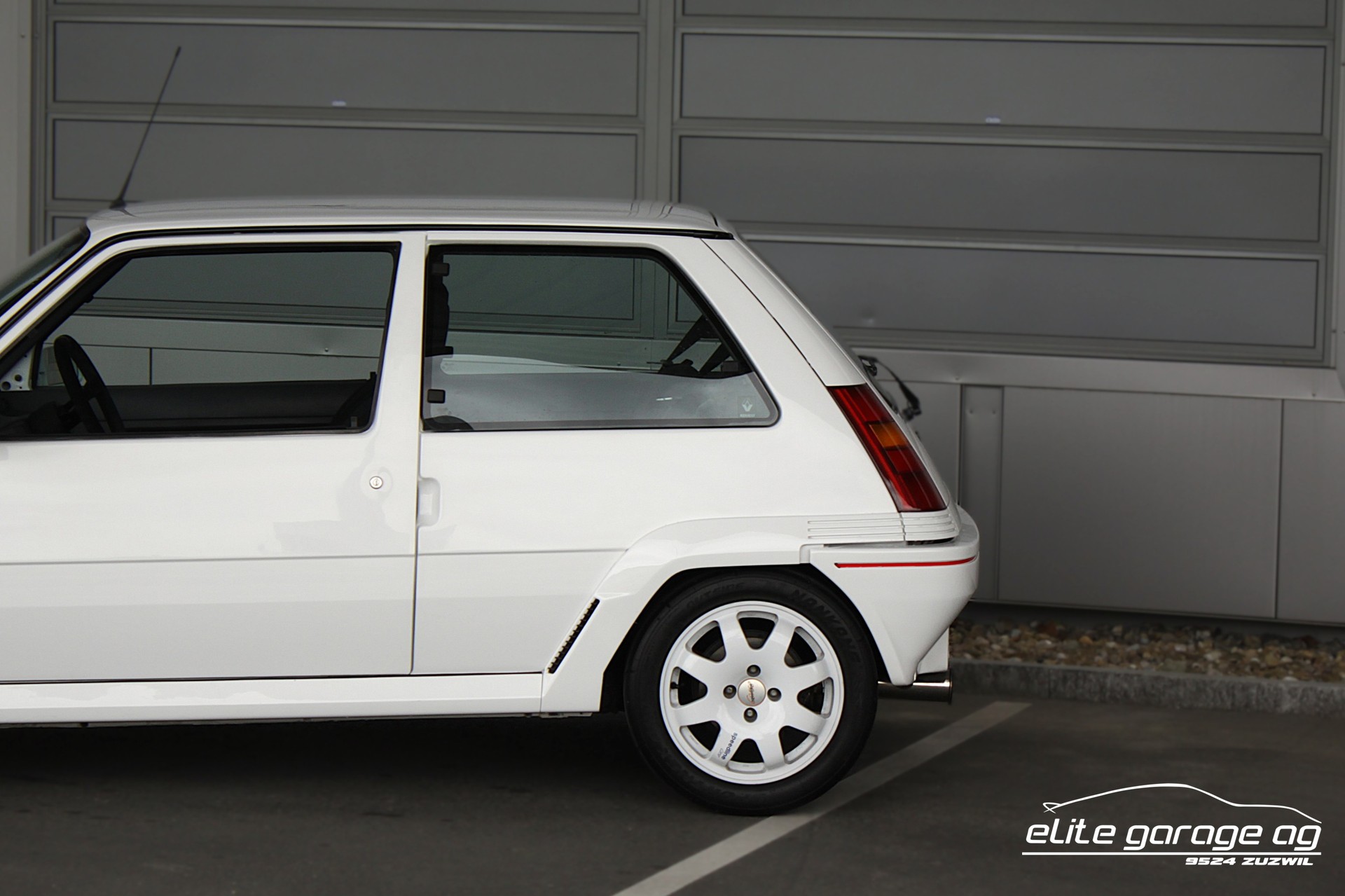 RENAULT Super 5 1400 GT Turbo-image-12