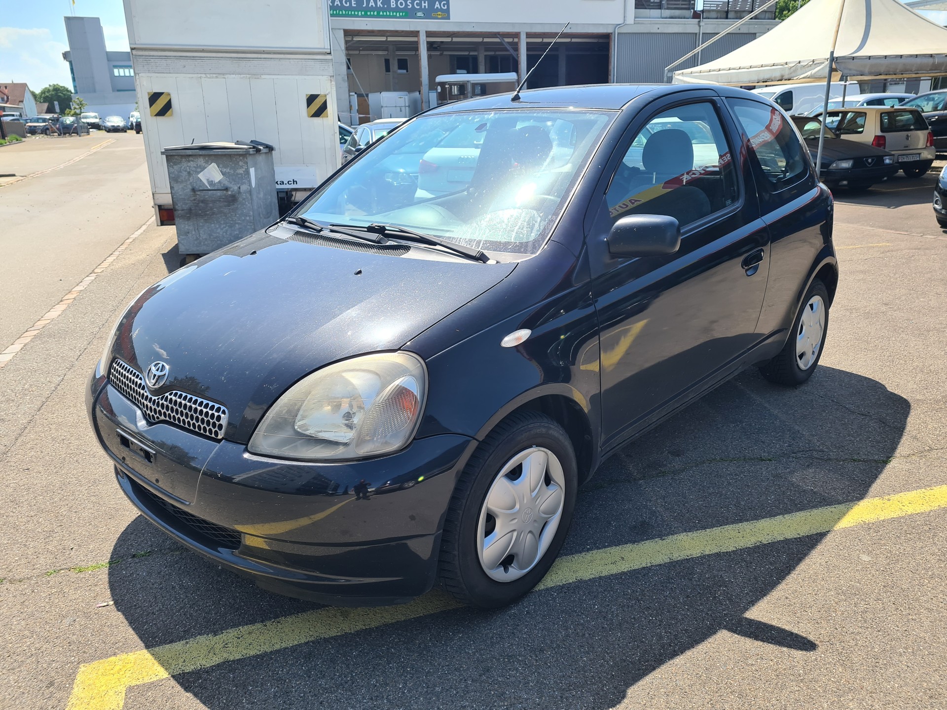 TOYOTA Yaris 1.0 Linea Luna-image-2