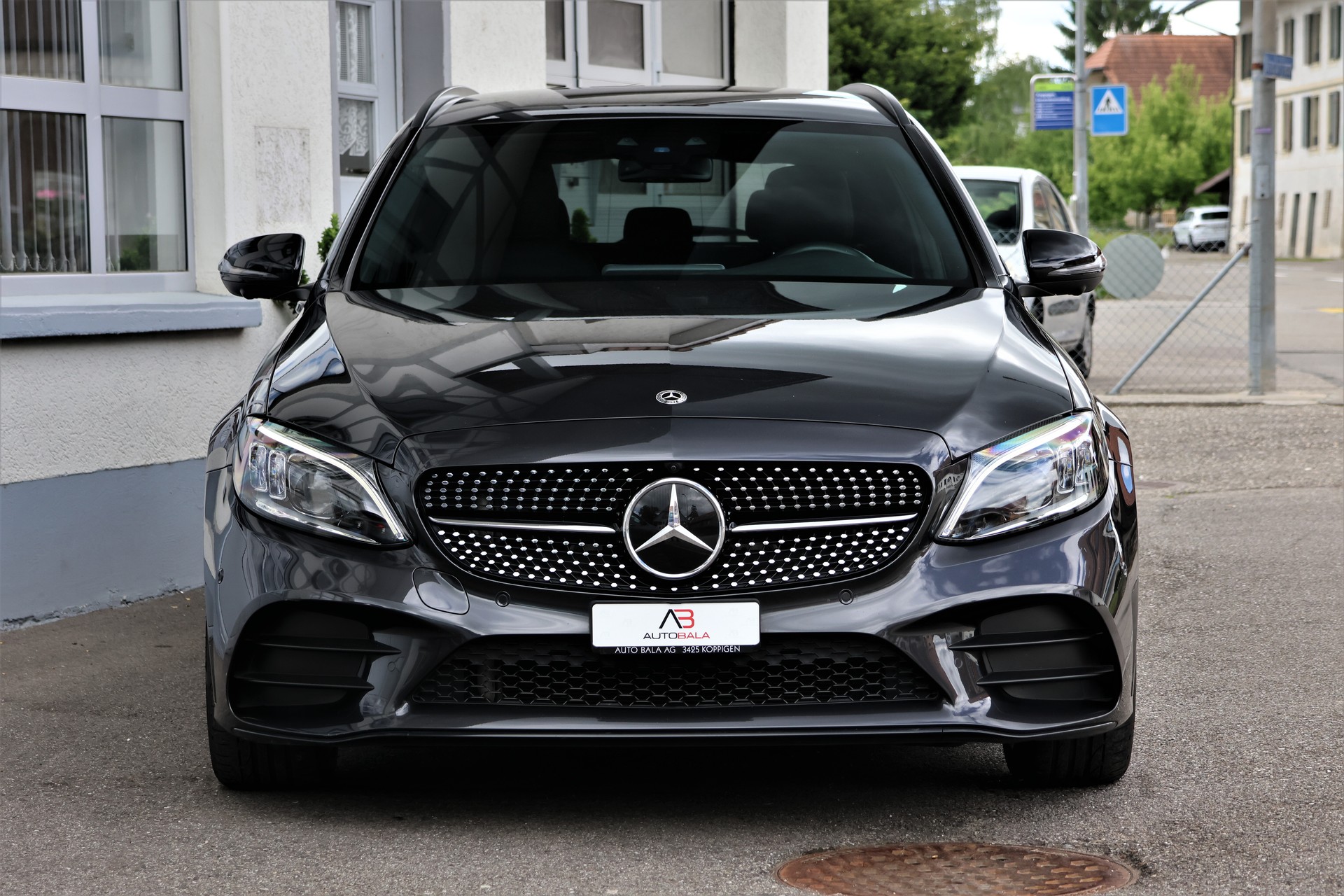 MERCEDES-BENZ C 220 d Swiss Star AMG Line 4M 9G-Tronic (CH)-showroom-element-1