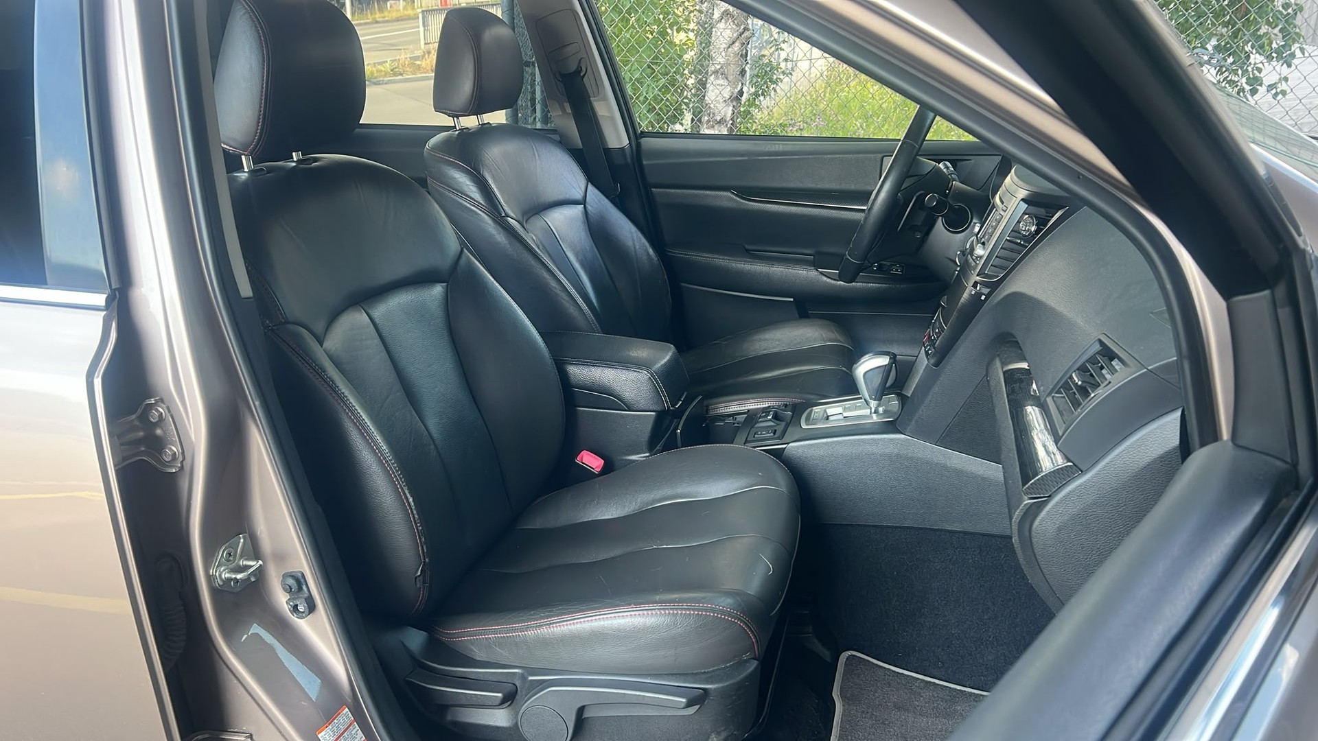 SUBARU Outback 2.0D Swiss Classic AWD Lineartronic-image-13