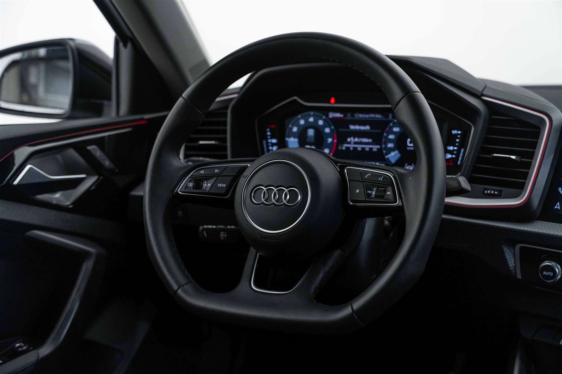 AUDI AUDI A1 Sportback 30 TFSi S-Line Black-Edition S-Tronic Automat-image-9