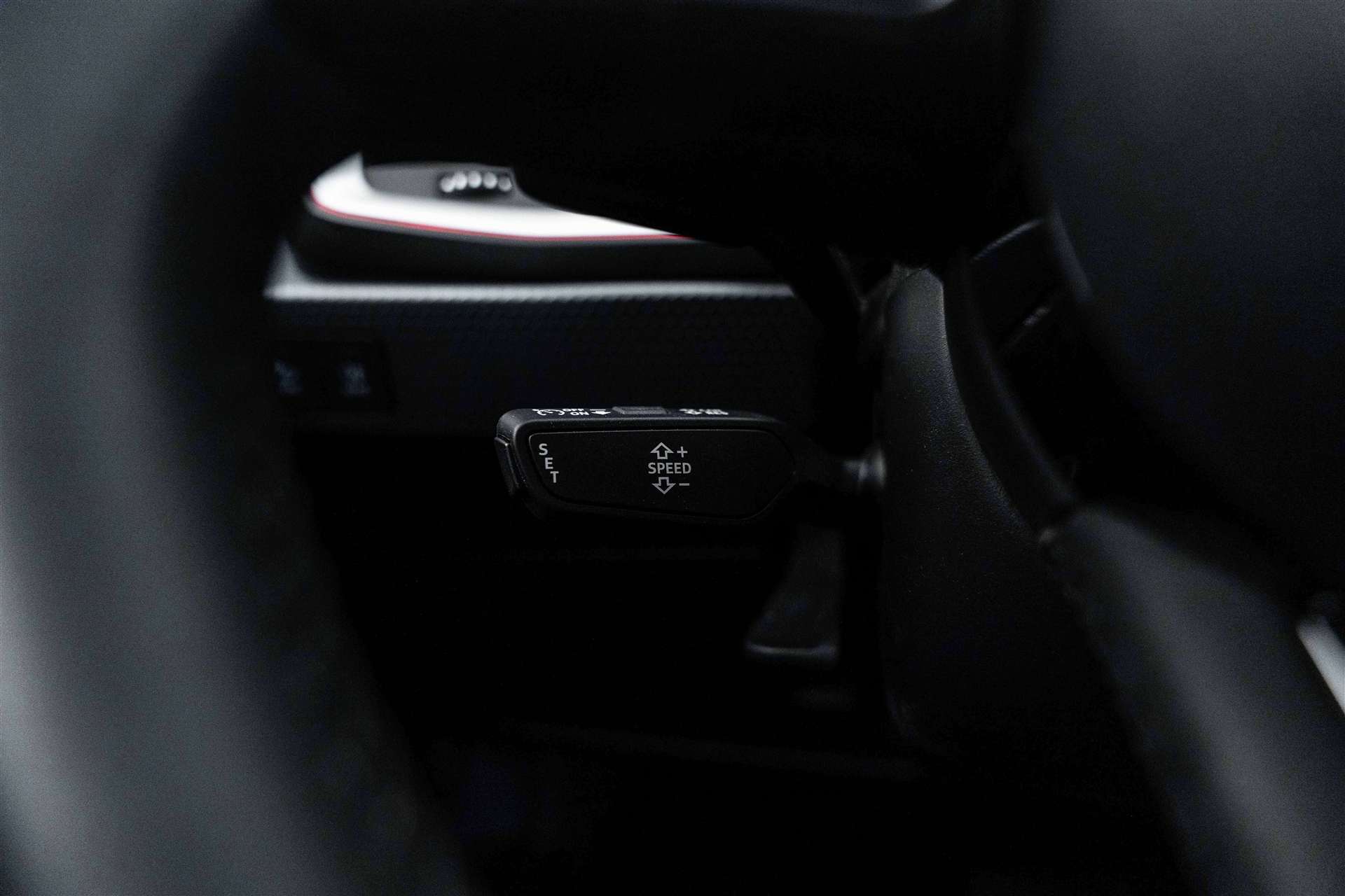 AUDI AUDI A1 Sportback 30 TFSi S-Line Black-Edition S-Tronic Automat-image-15