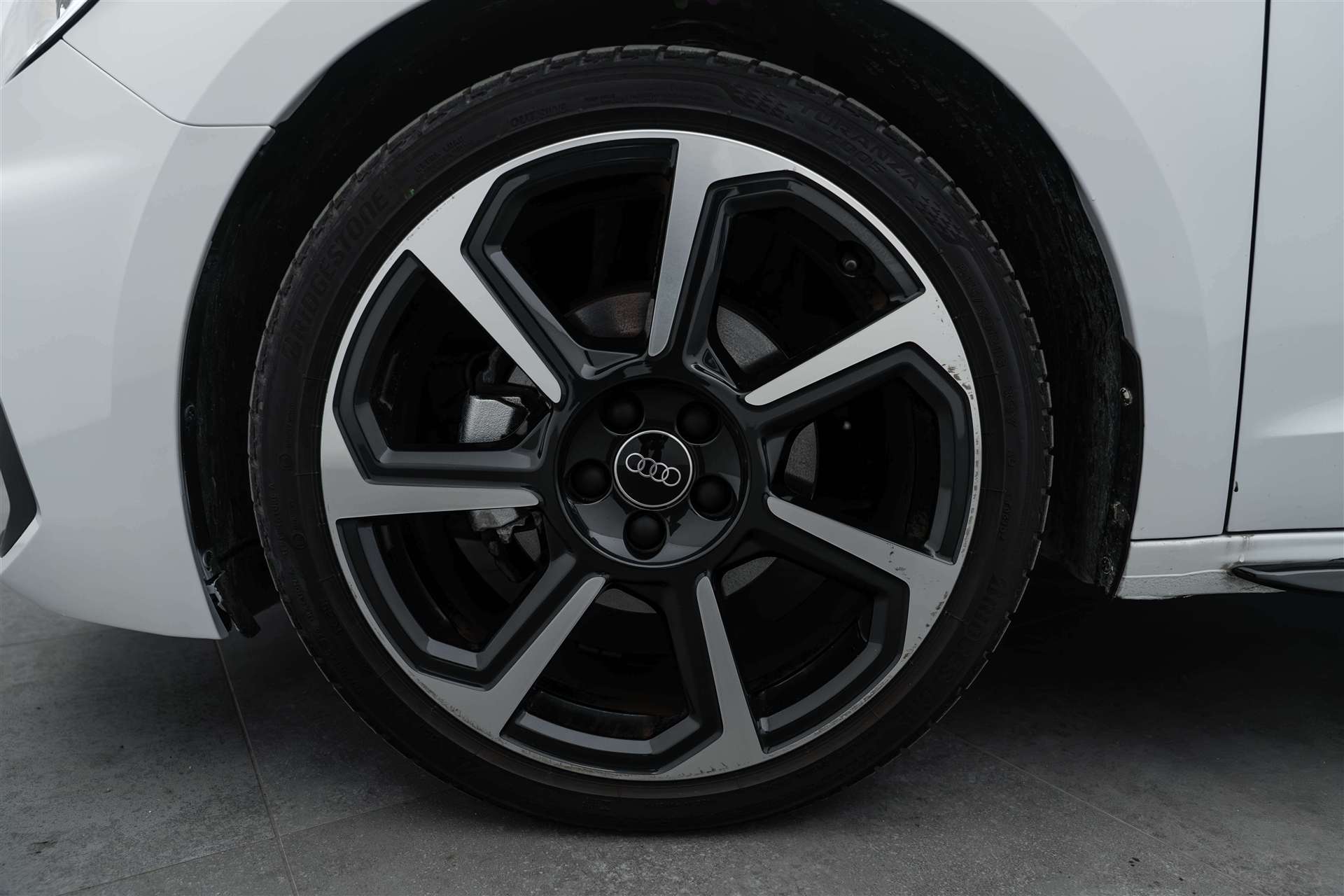 AUDI AUDI A1 Sportback 30 TFSi S-Line Black-Edition S-Tronic Automat-image-5