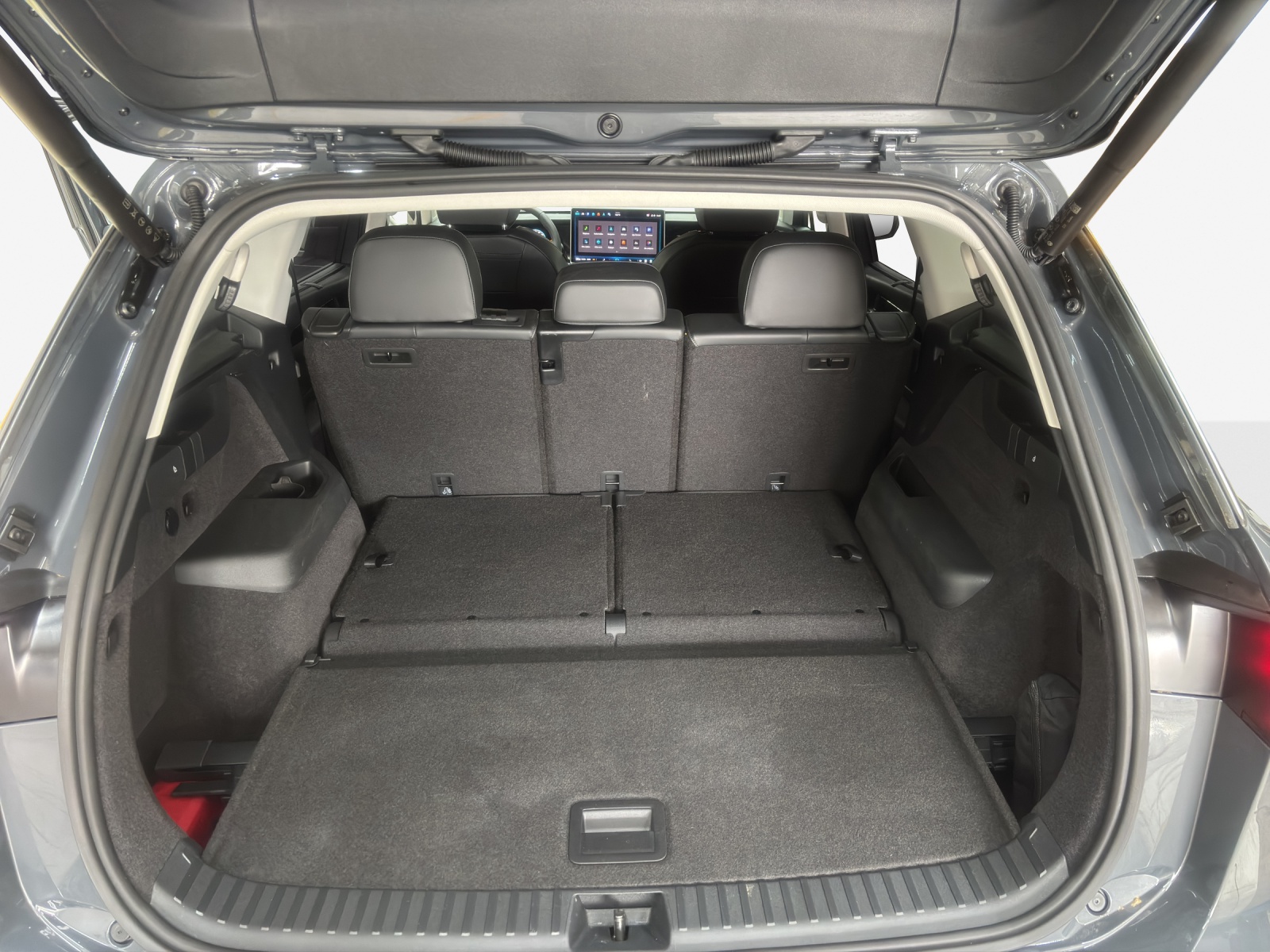 VW Tayron 2.0 TSI Elegance DSG 4Motion-image-14