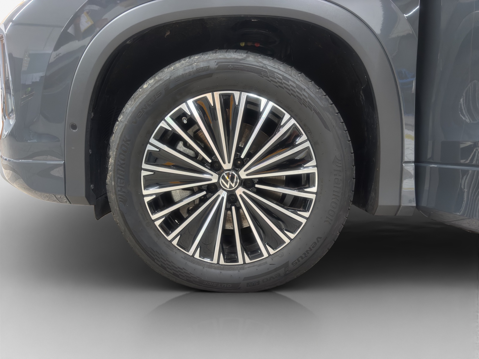 VW Tayron 2.0 TSI Elegance DSG 4Motion-image-13