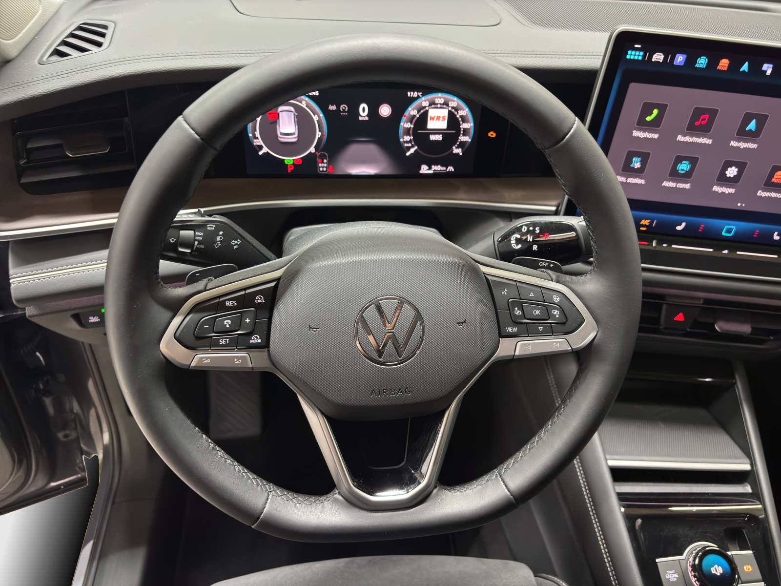 VW Tayron 2.0 TSI Elegance DSG 4Motion-image-9