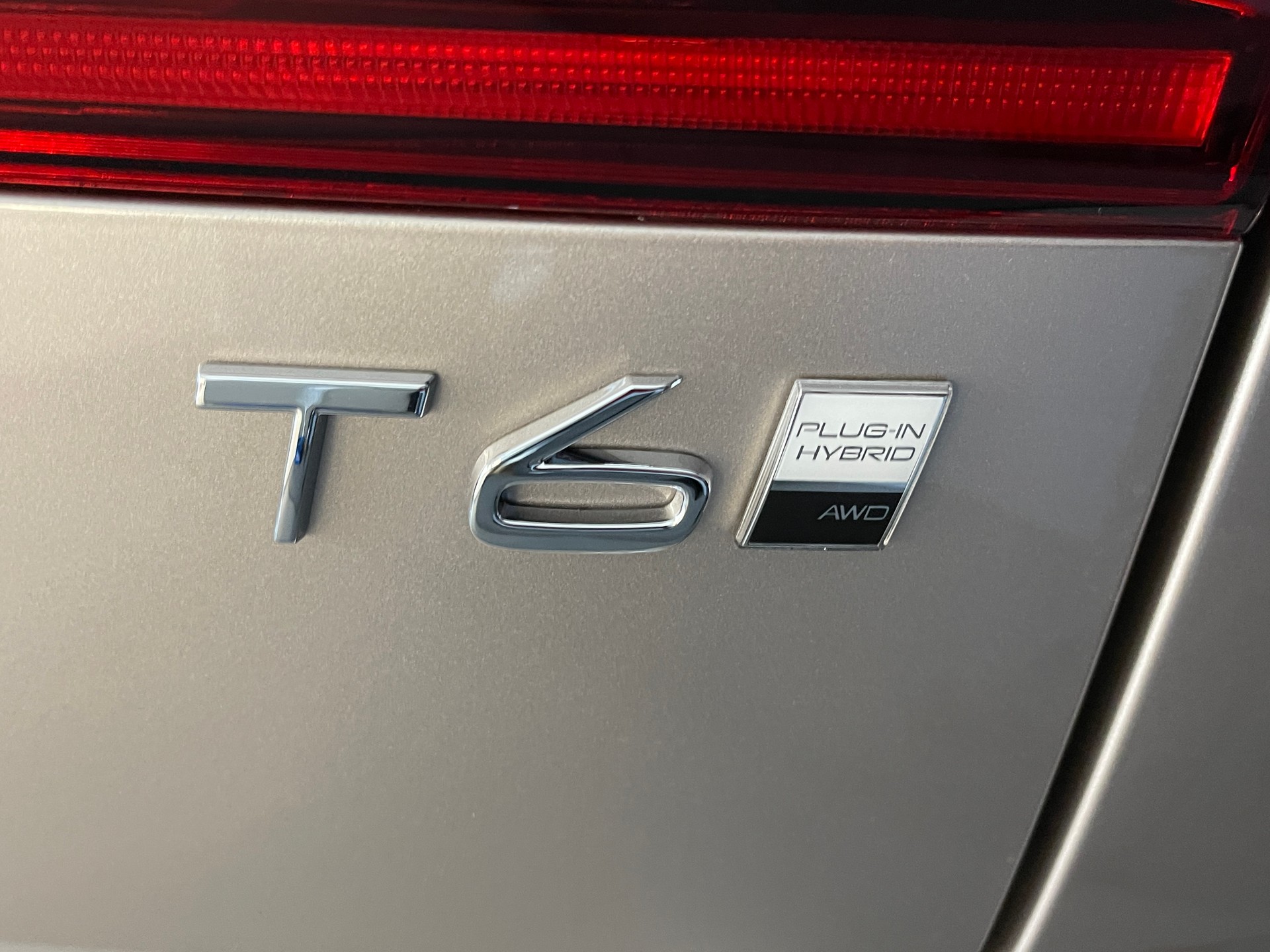 VOLVO XC60 2.0 T6 TE Ultra Dark eAWD-image-6