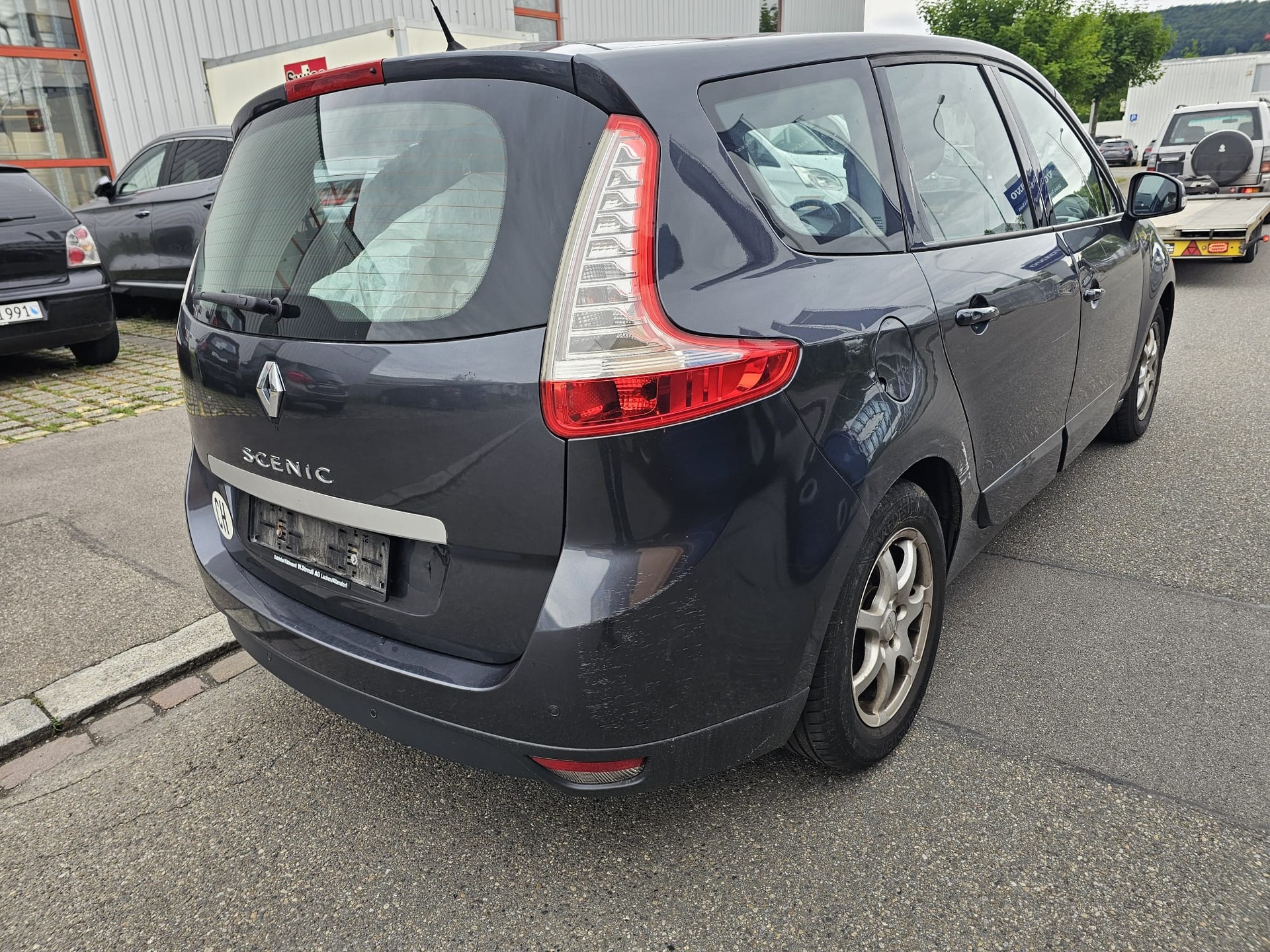 RENAULT Grand Scénic 1.4 16V Turbo Expression-image-4