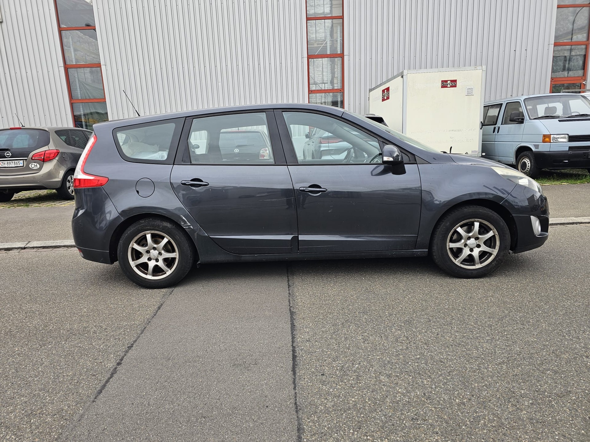 RENAULT Grand Scénic 1.4 16V Turbo Expression-image-6