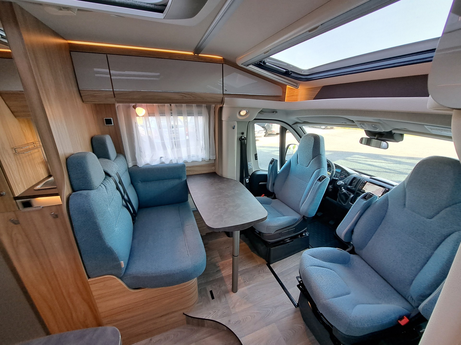 HYMER Exsis T 474-image-1