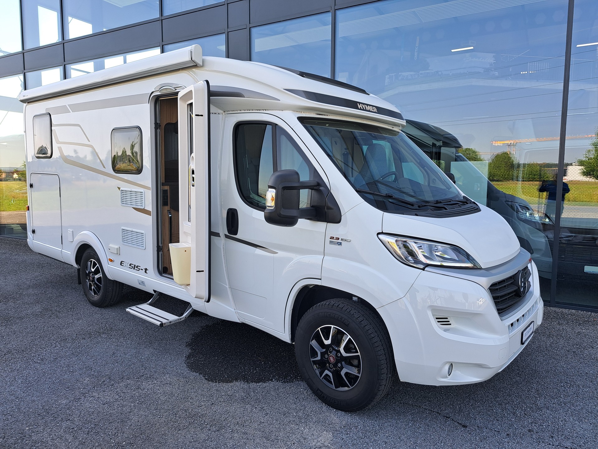HYMER Exsis T 474-image-0