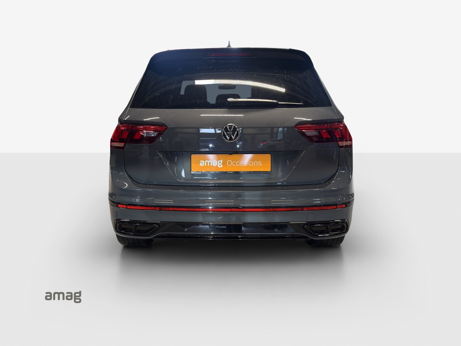 VW Tiguan 2.0TSI R-Line 4Motion DSG-image-3