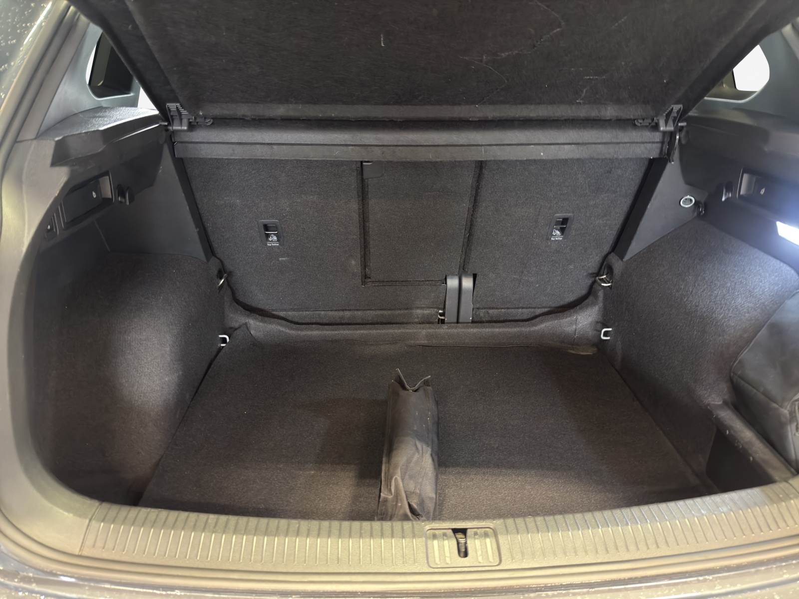 VW Tiguan 2.0TSI R-Line 4Motion DSG-image-12