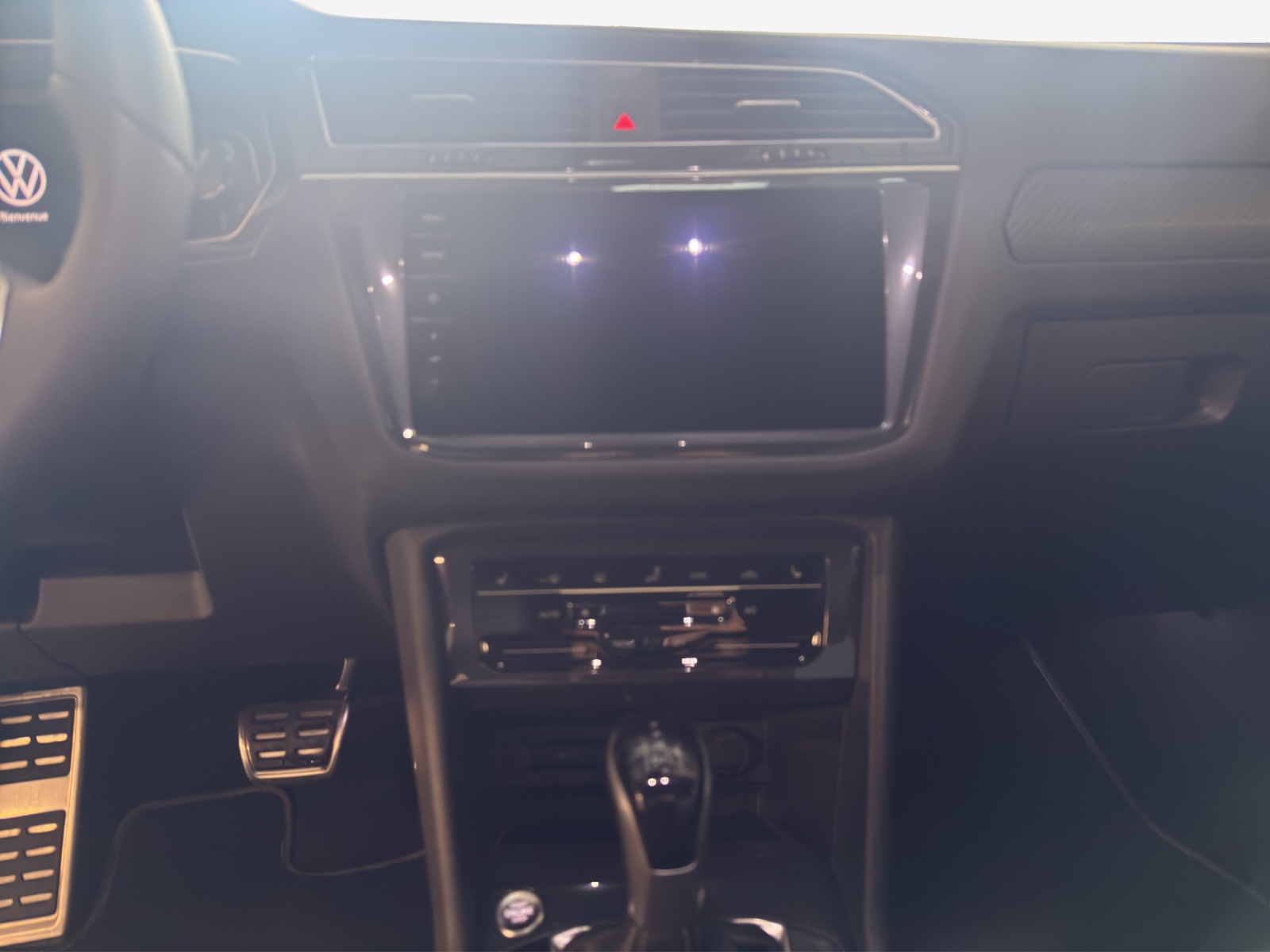 VW Tiguan 2.0TSI R-Line 4Motion DSG-image-10