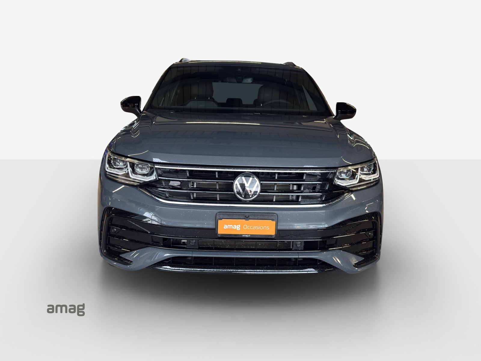 VW Tiguan 2.0TSI R-Line 4Motion DSG-image-6