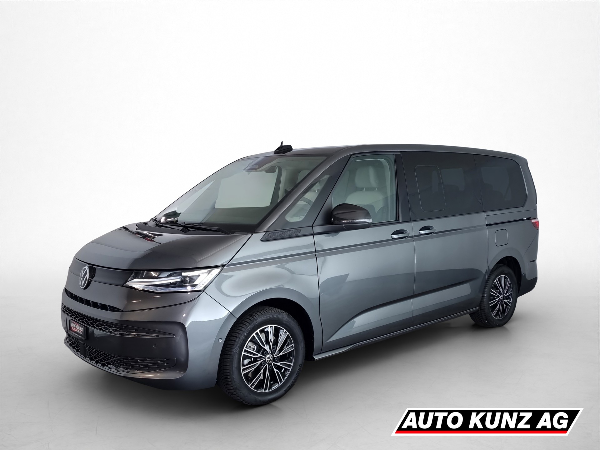 VW T7 Multivan 1.5 eHybrid Business 4Motion Lang-image-0