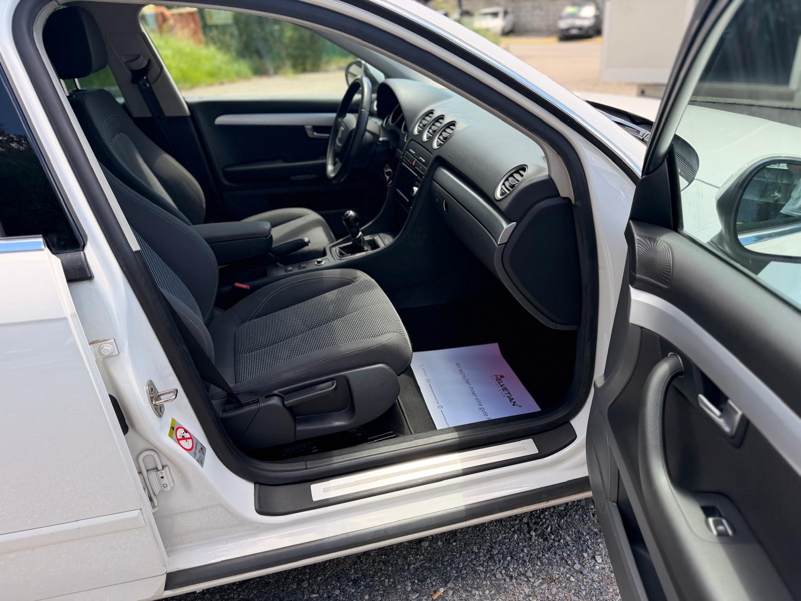 SEAT Exeo 1.8 TSI Style-image-17