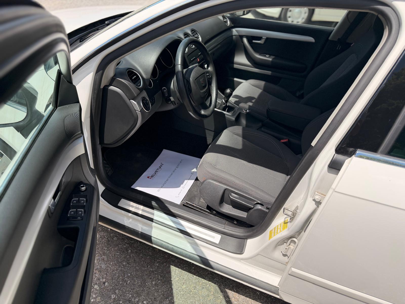 SEAT Exeo 1.8 TSI Style-image-13