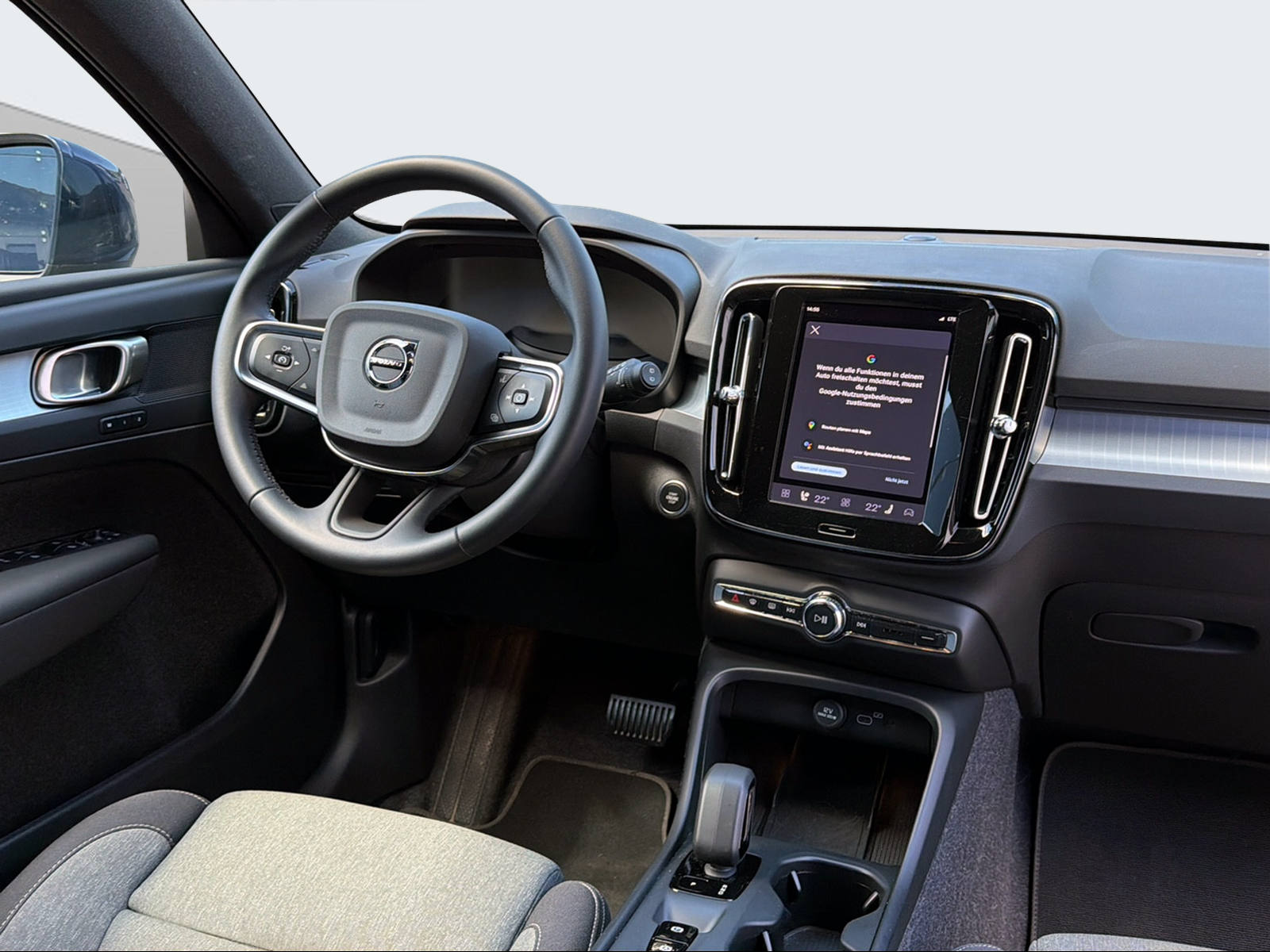 VOLVO XC40 2.0 B3 MH XCITE-image-15