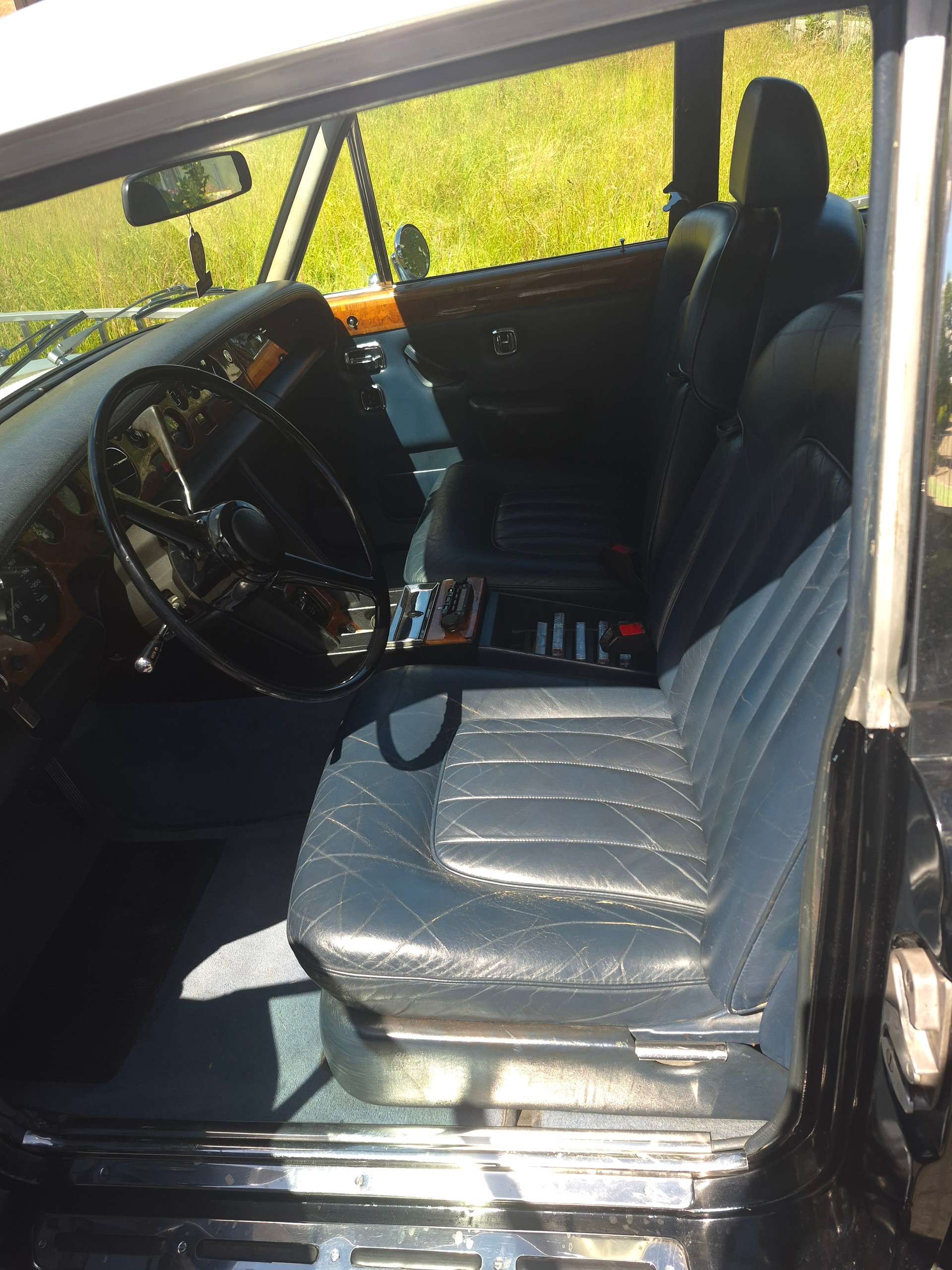 ROLLS-ROYCE Silver Shadow-image-4