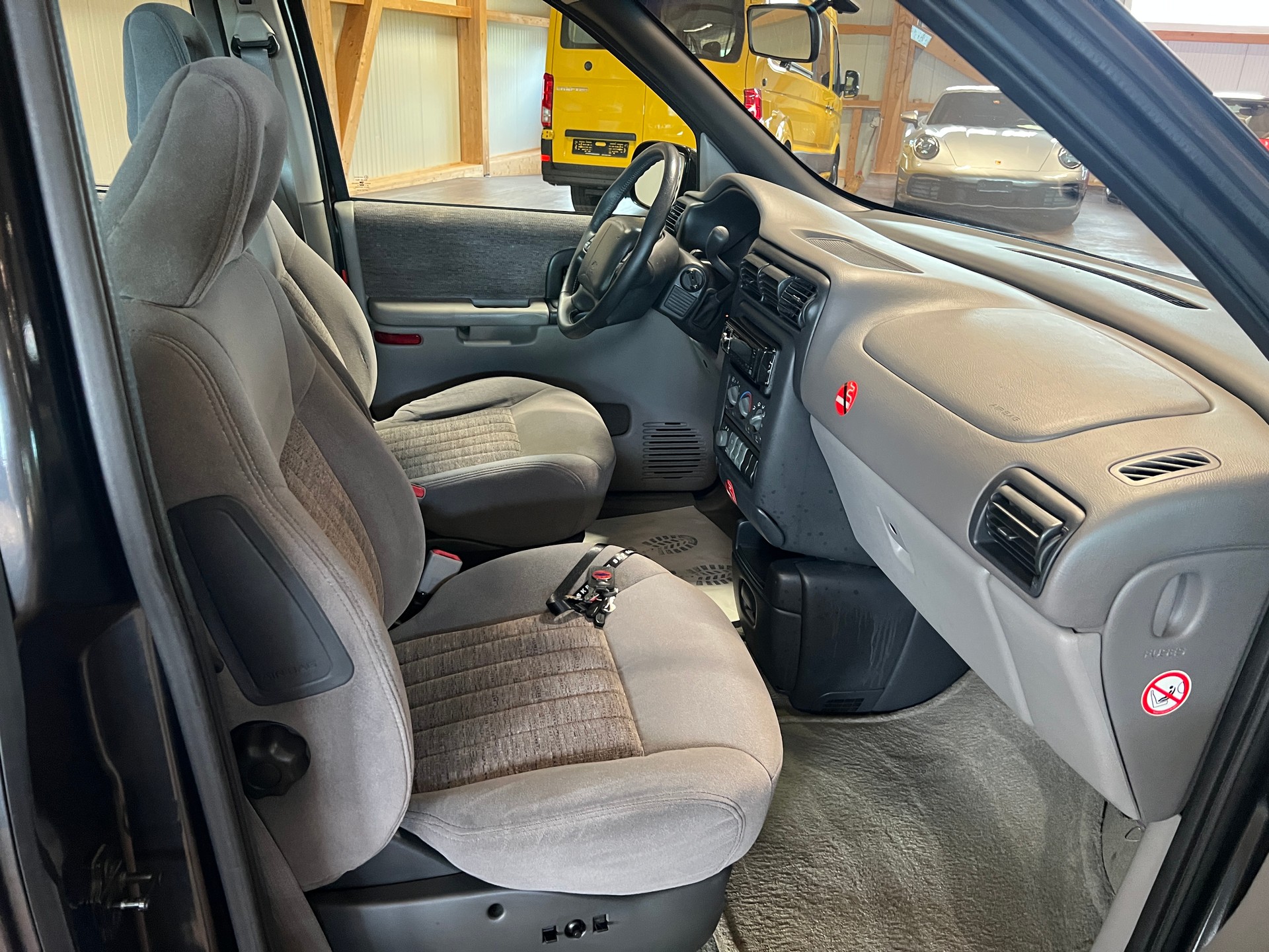 CHEVROLET Trans Sport 3.4 V6 D-image-11