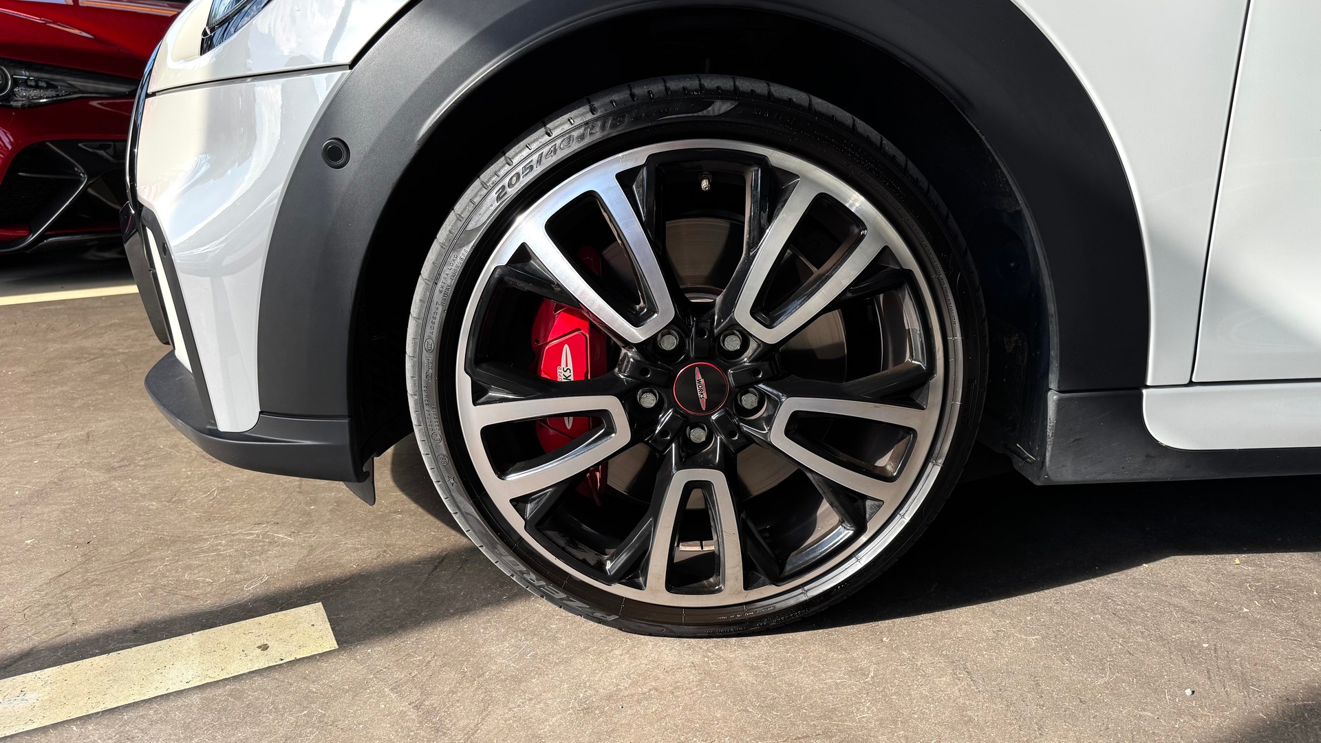 MINI Cooper John Cooper Works Cabriolet Steptronic-image-3