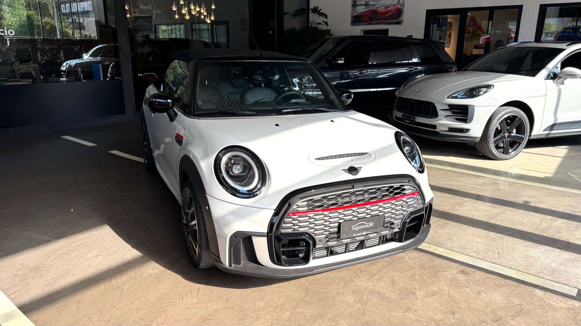 MINI Cooper John Cooper Works Cabriolet Steptronic-image-1