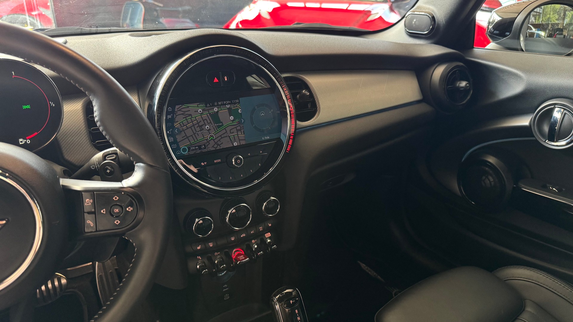 MINI Cooper John Cooper Works Cabriolet Steptronic-image-9