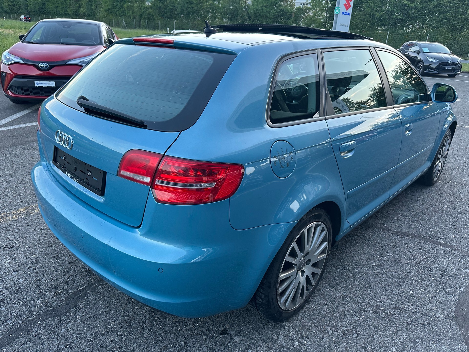 AUDI A3 Sportback 2.0 TFSI Ambiente quattro S-tronic-image-3