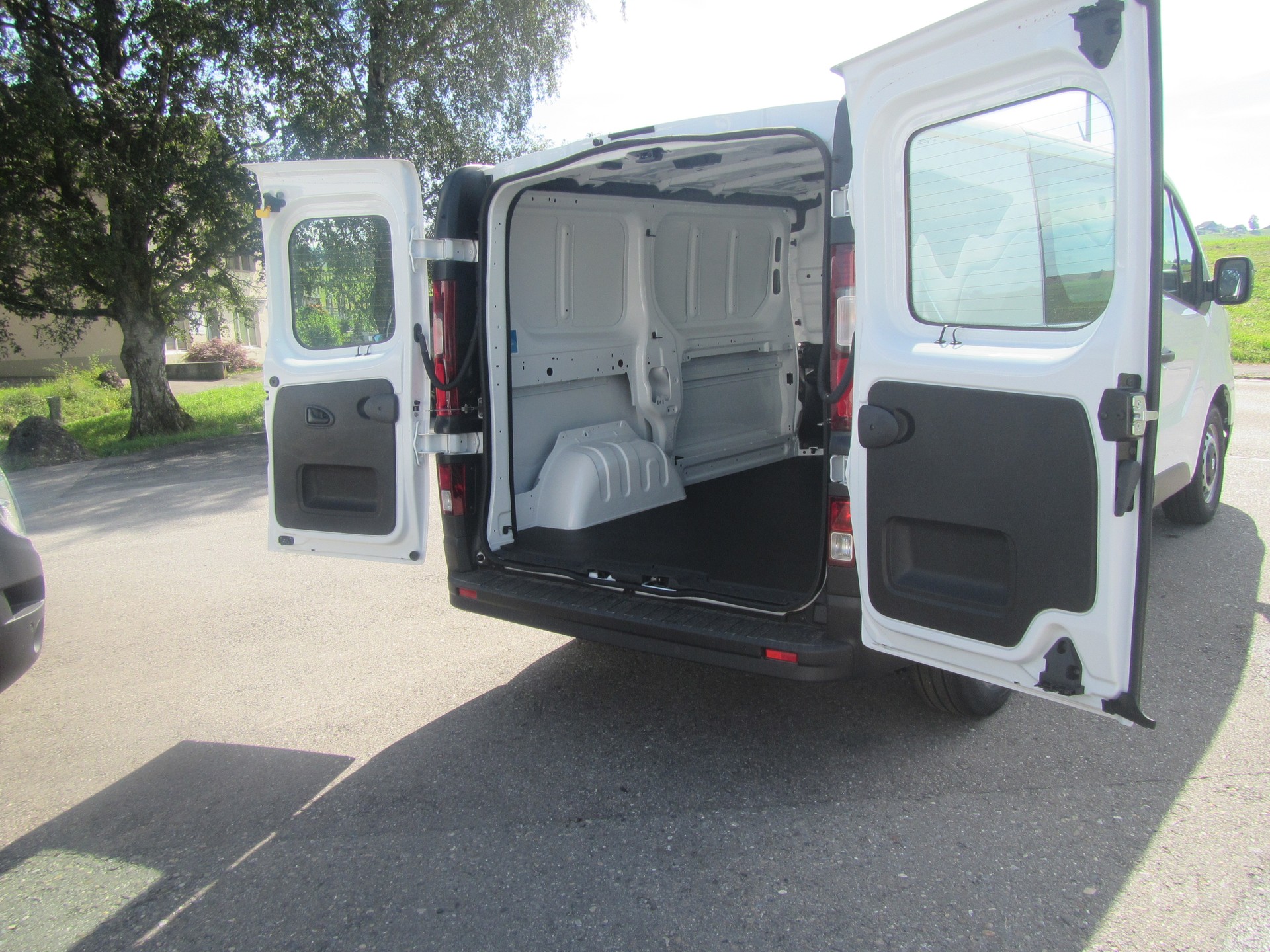 NISSAN Primastar dCi 150 3.0 L1H1 Acenta-image-7