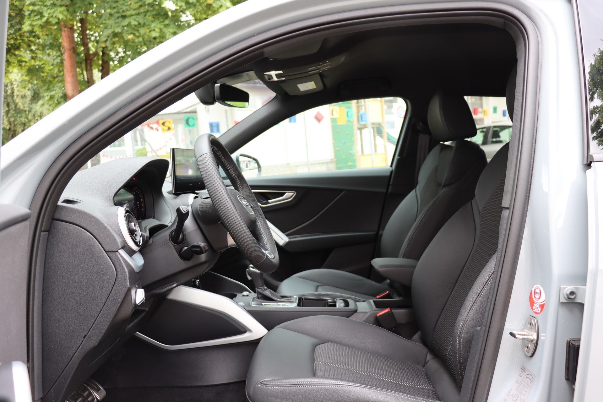 AUDI Q2 35 TFSI advanced S-tronic-image-5
